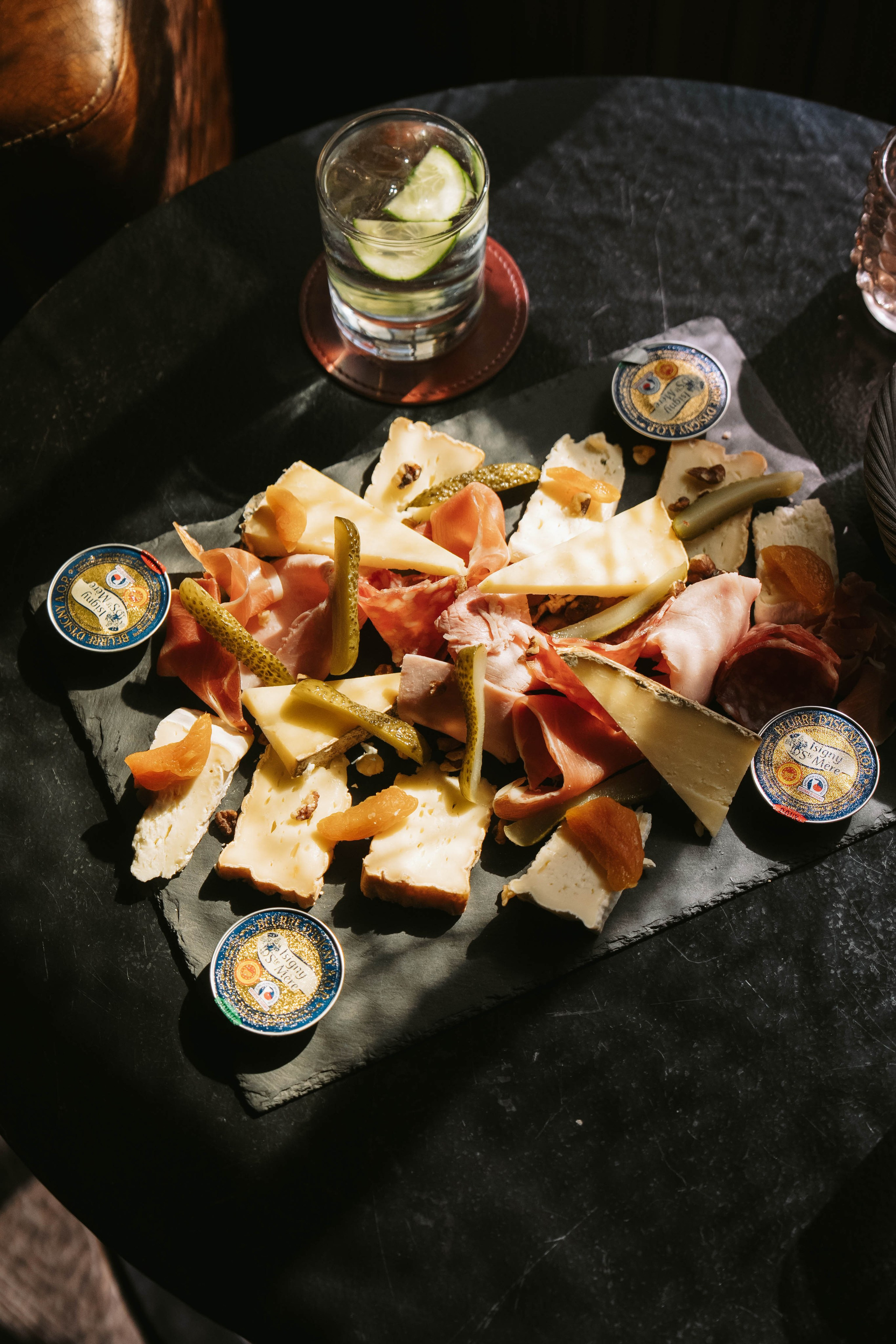 Hôtel Lion d’Or. Weeding photographer / event / portrait