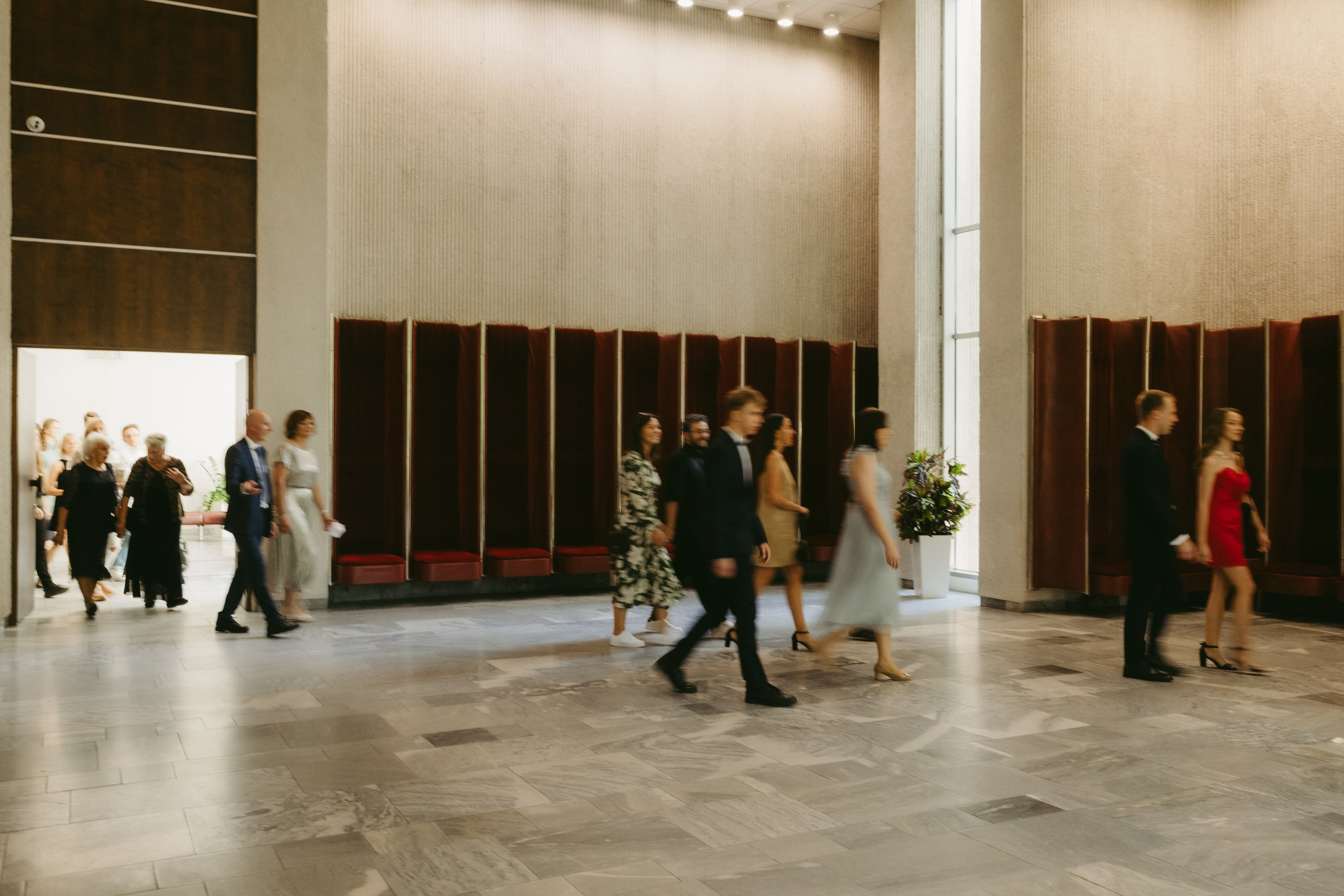 Miglė ir Mindaugas | 2024 | MIESTO VESTUVĖS. Vestuvių ir šeimų fotografė Lena Bondarenko / belove photo