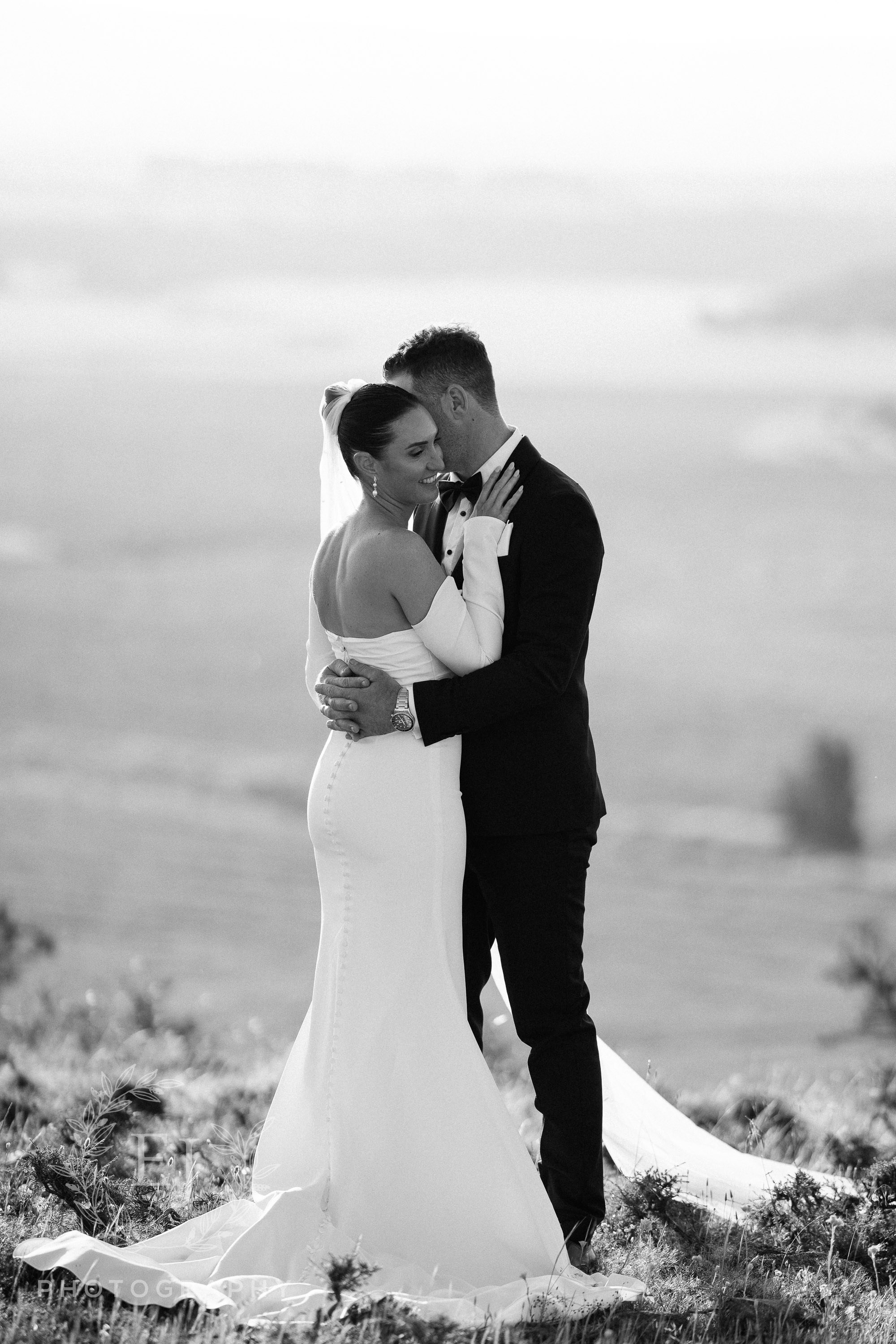 Amie & Jamie — Emu Creek Gardens, Geraldton. Emma Joy Photography