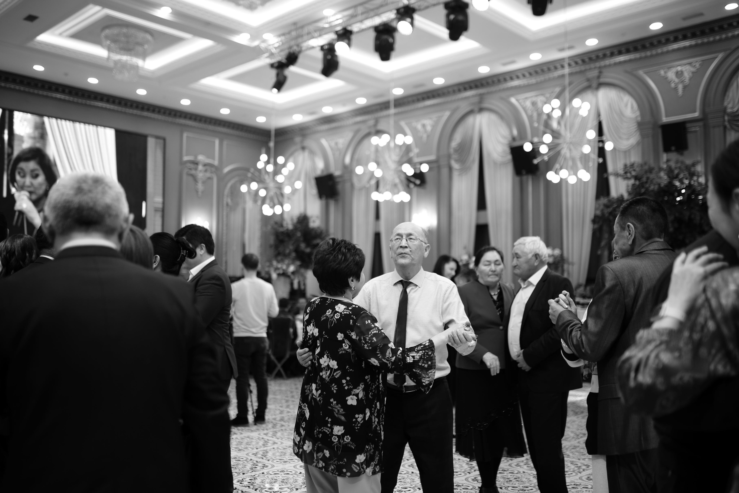 Mandarin PH. Mandarin.photo