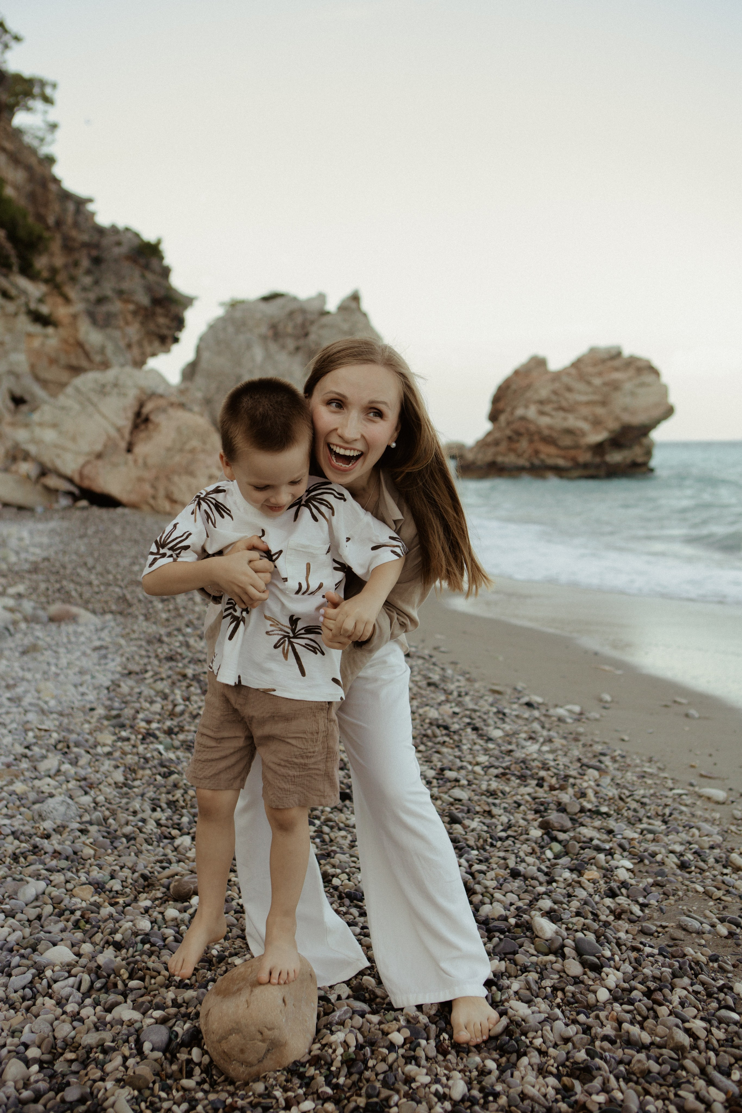 Gulnara, Rail, Ryan and Robert. Photographer Lisbon|Portugal Nadiya Kharytonenko