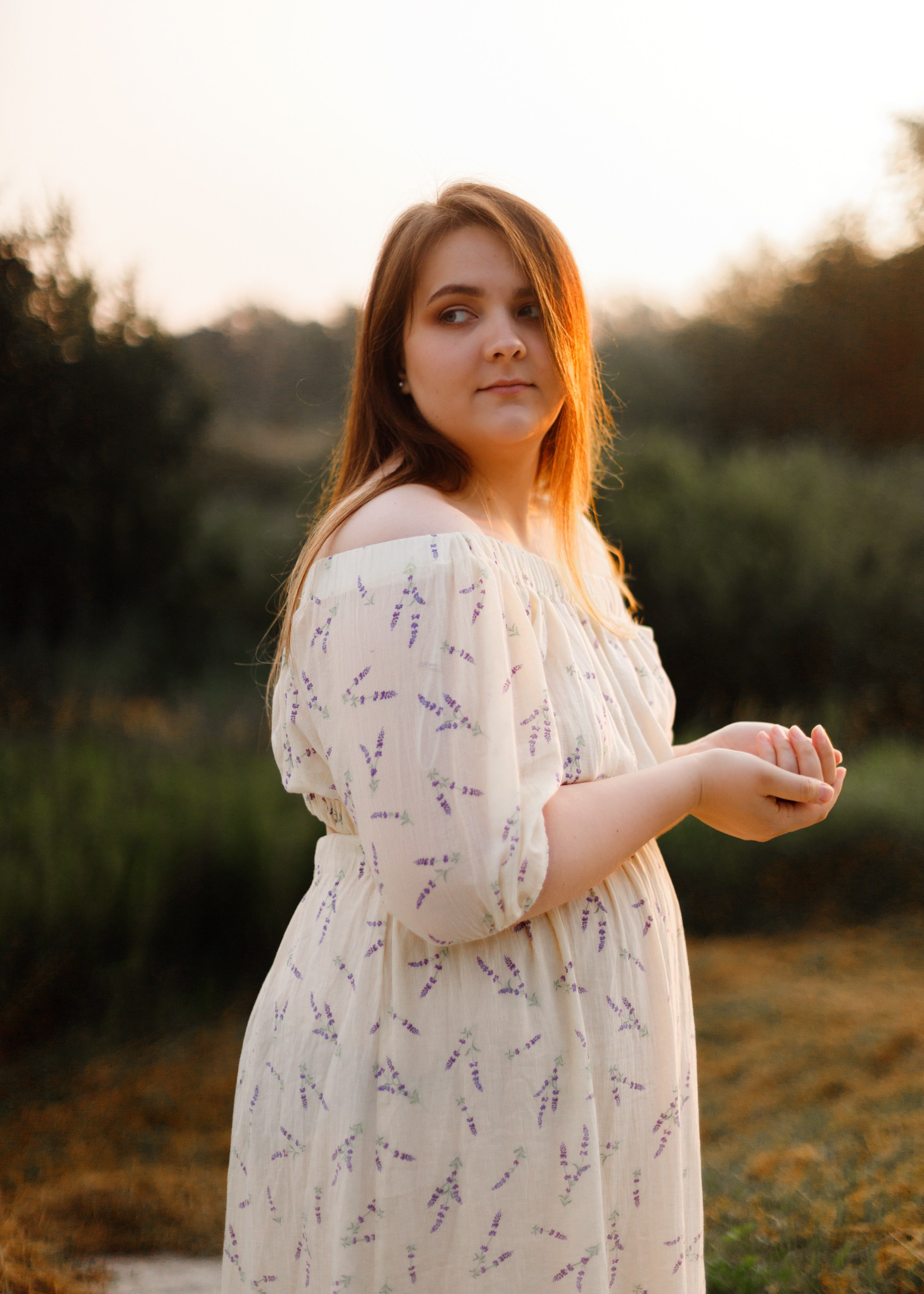 Katya in the field. Kaja | fotograf psów we Wrocławiu