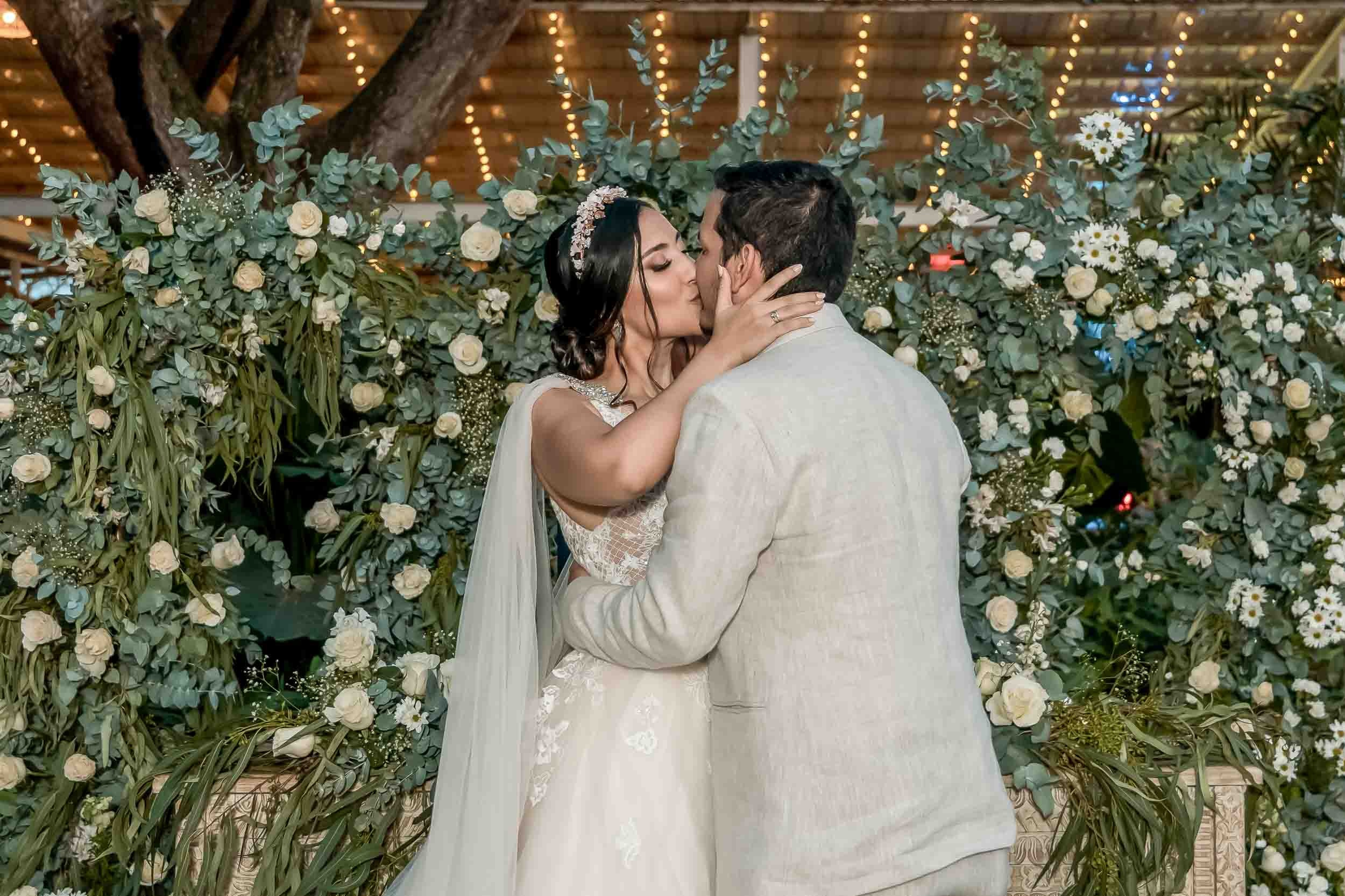 Boda en Cali. Hacienda Entre Rios - Daniela & Rodrigo. Karen Ortiz Photography / Fotógrafo profesional en Cali - Colombia