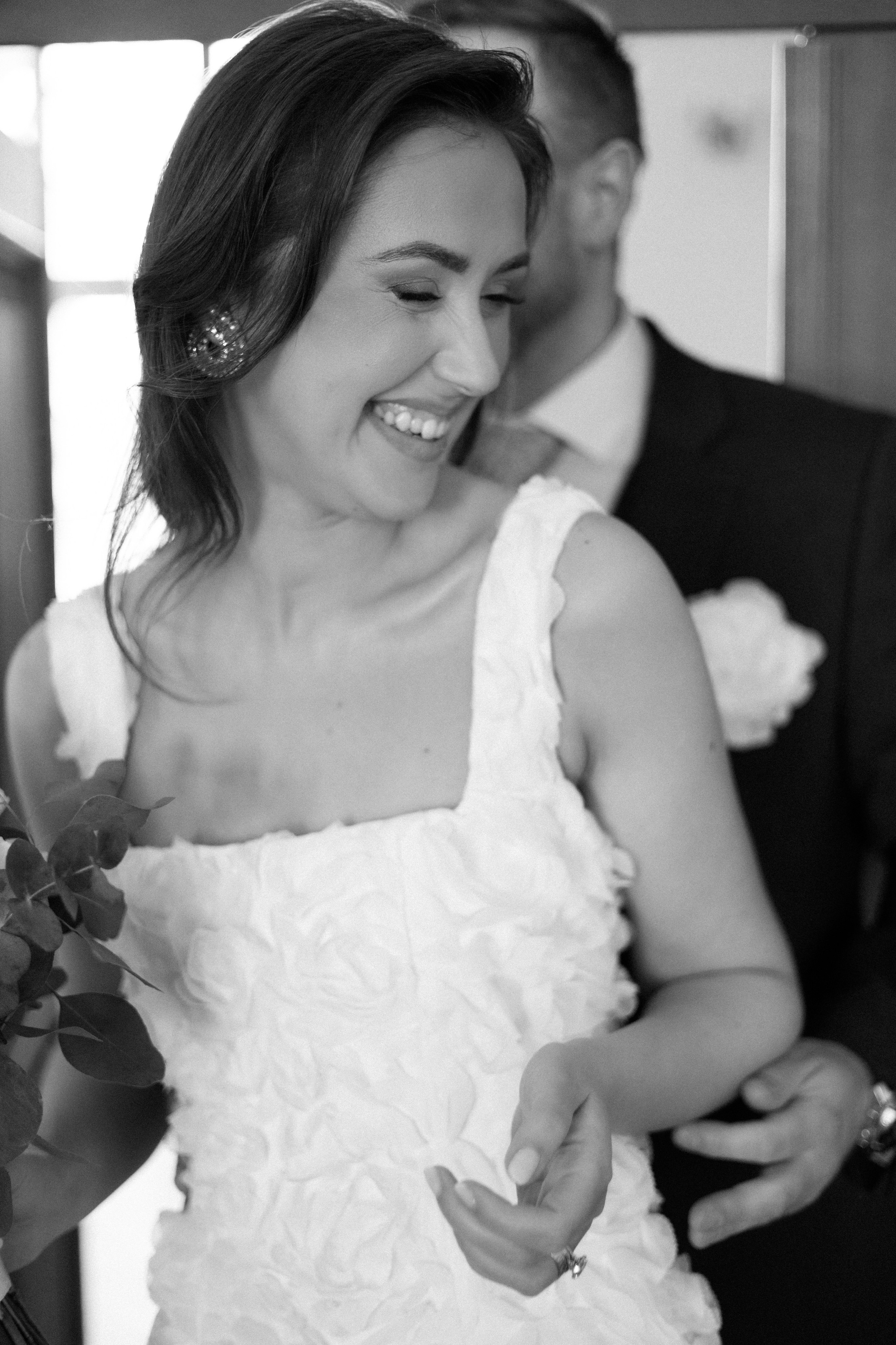 Monika ir Vytautas — miestu alsuojanti trumpa jaunųjų fotosesija Kaune