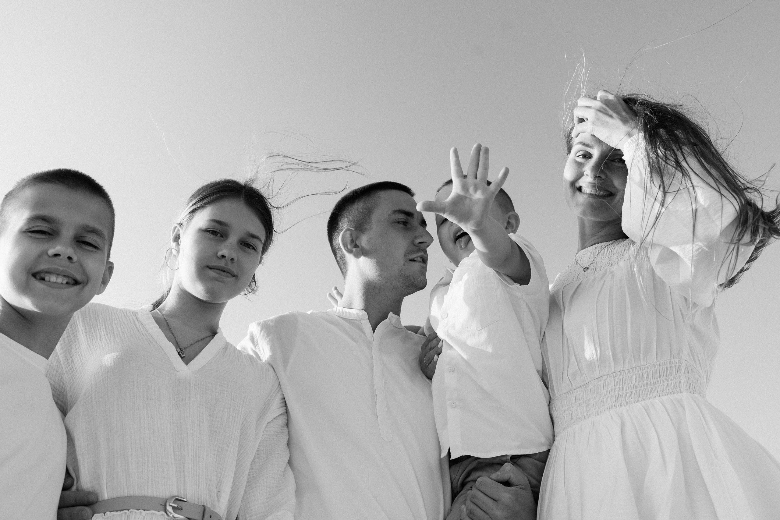 Ksenya’s Family at Hudayriyat island. Professional Photographer Abu Dhabi, Dubai — Yulia Ismoilova | 2025