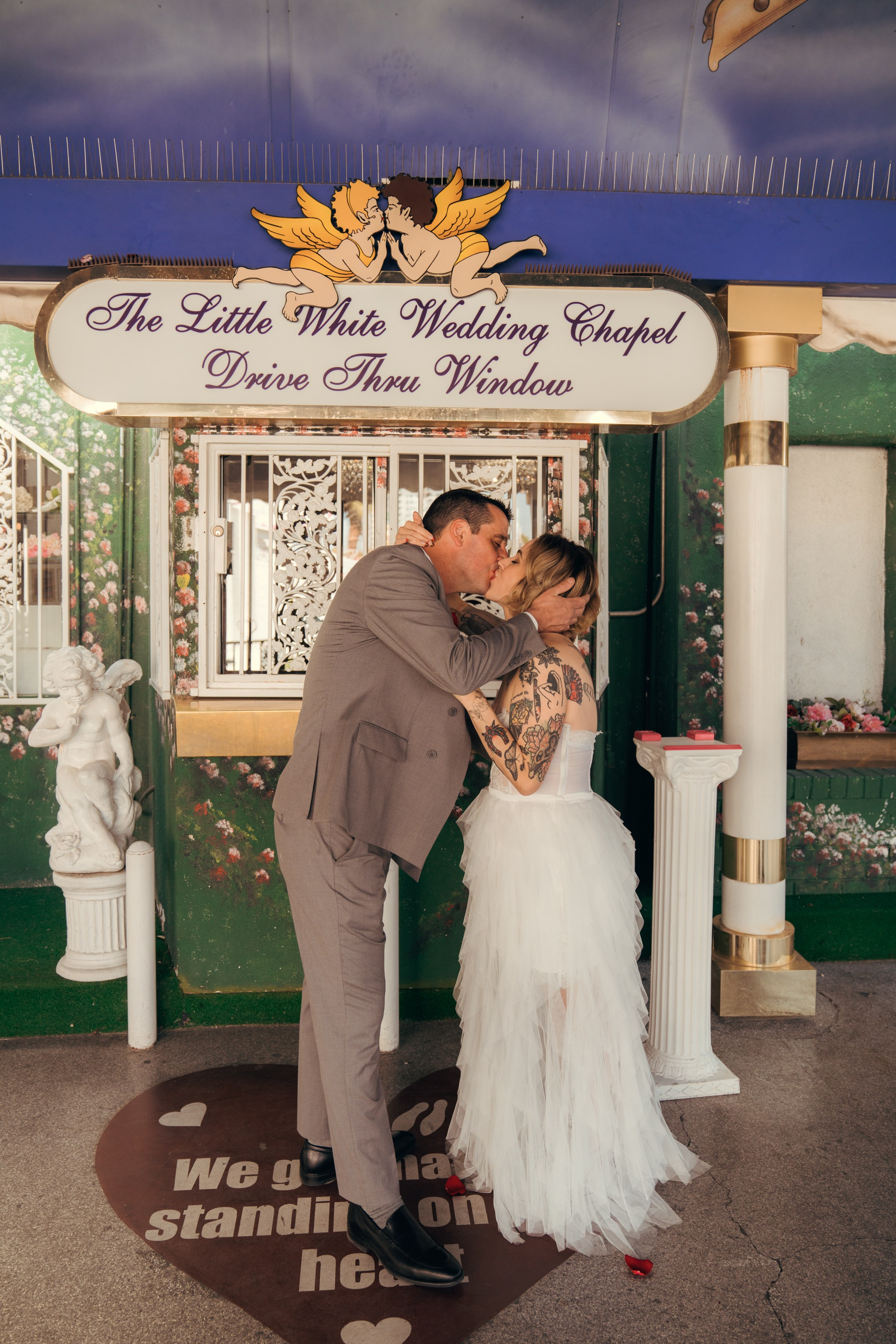 Dylan&Chanin. Wedding & elopement photographer Viktoriya Kravtsov. Las Vegas