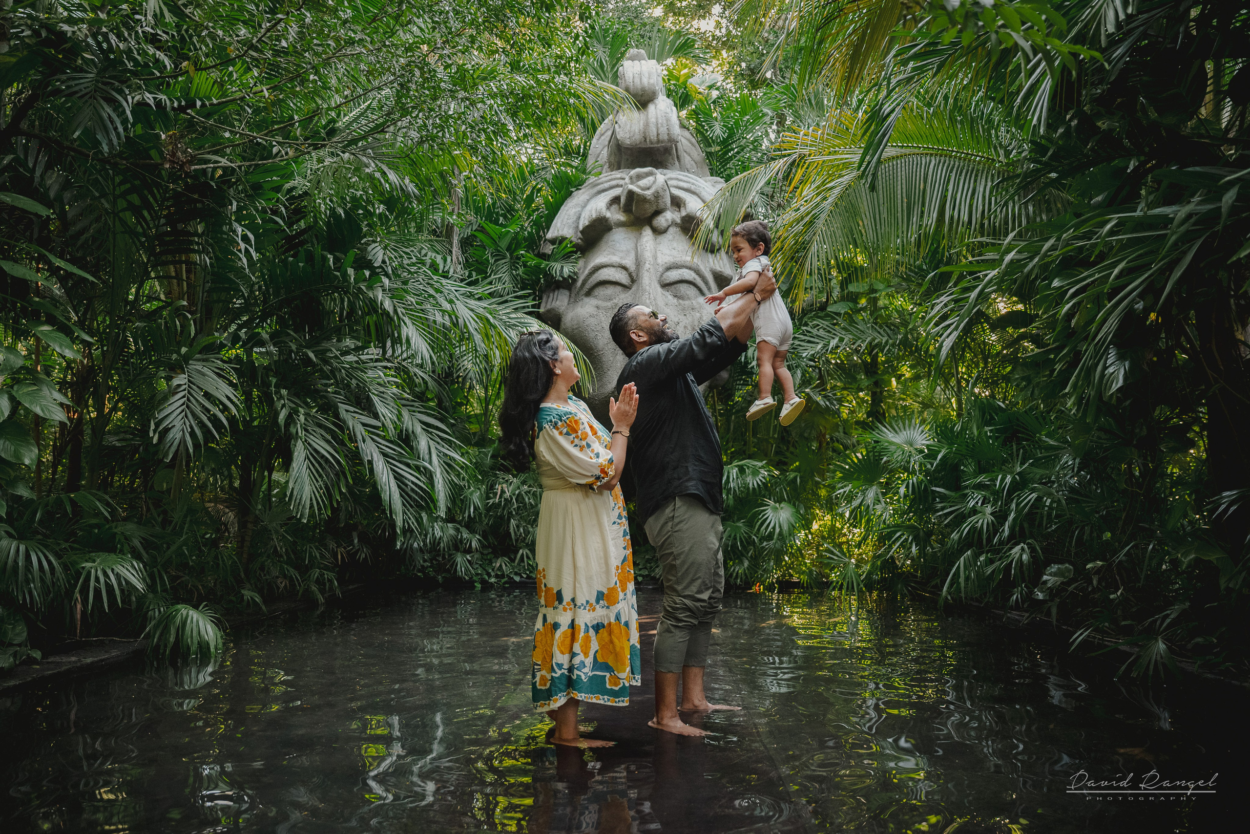 Fernando and Thiveya´s Family Session at Atik Tulum. Destination wedding photographer based in Cancun and Riviera Maya with service worldwide