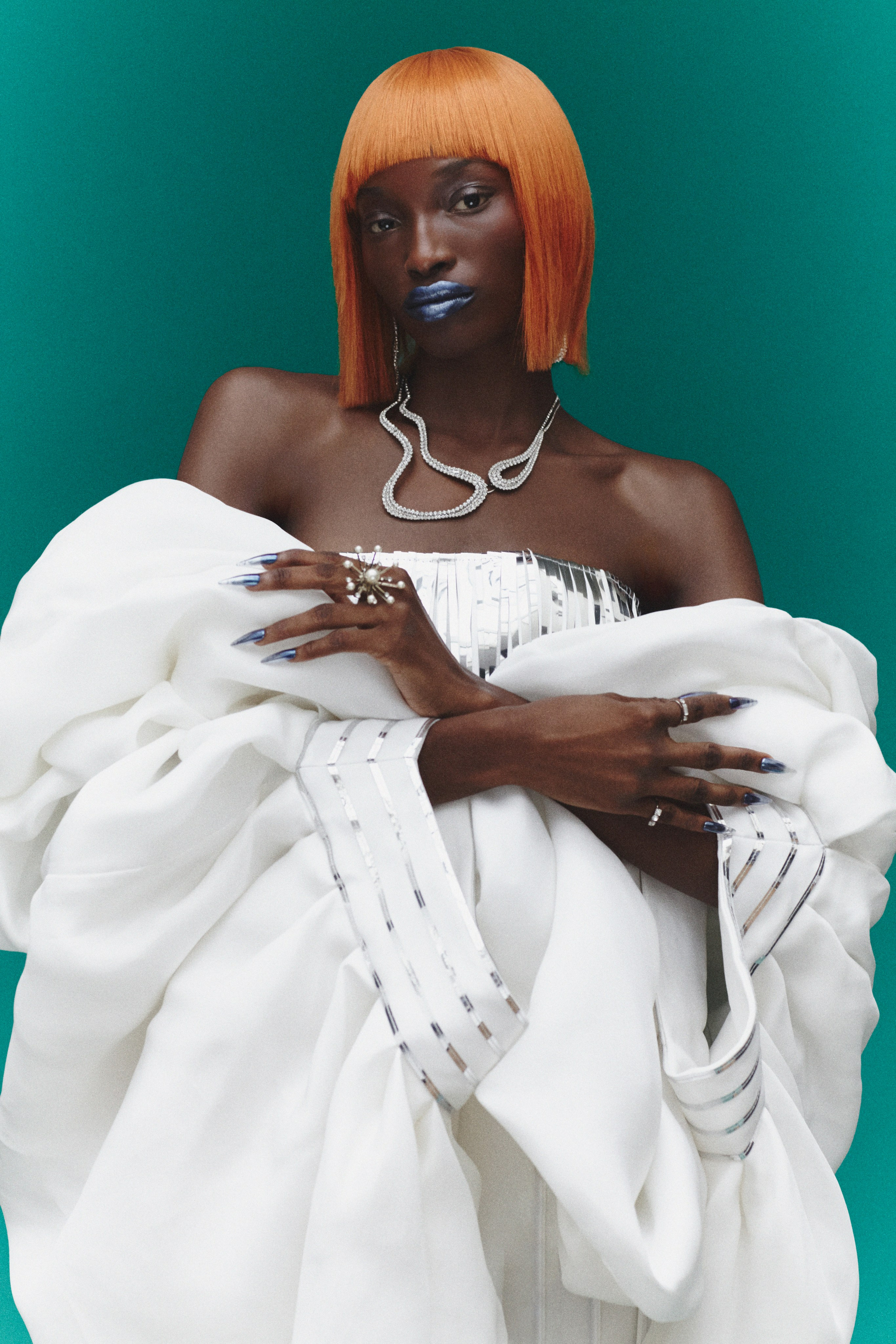 FASHION. Beauty, Fashion and Editorial Retoucher