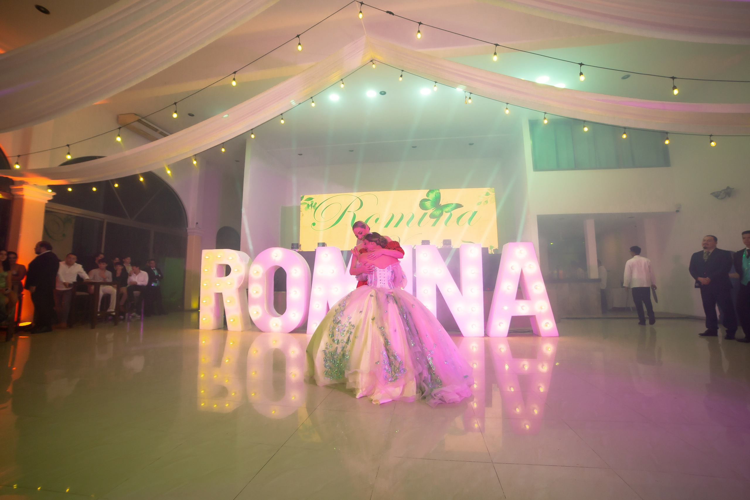 XV AÑOS ROMINA