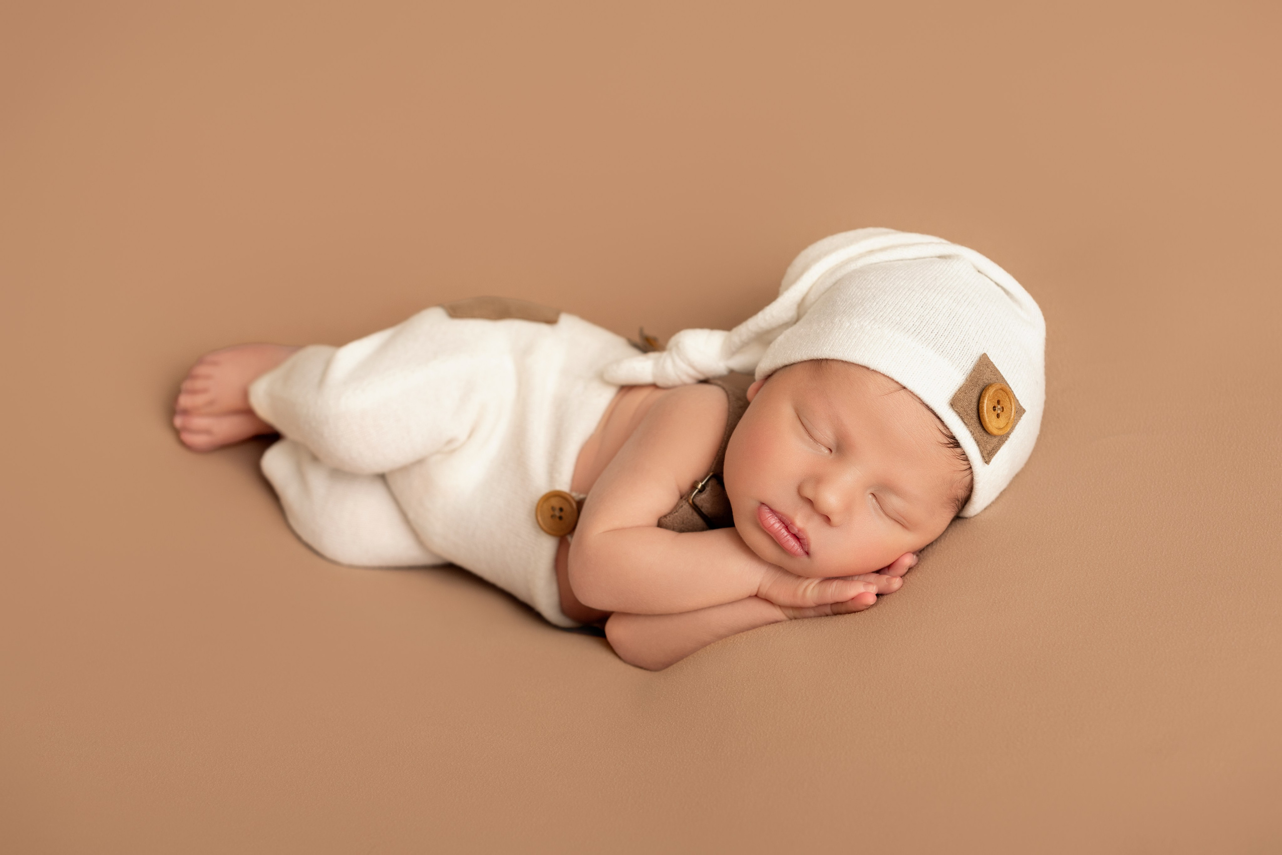 Newborn. Newborn photographer Sacramento