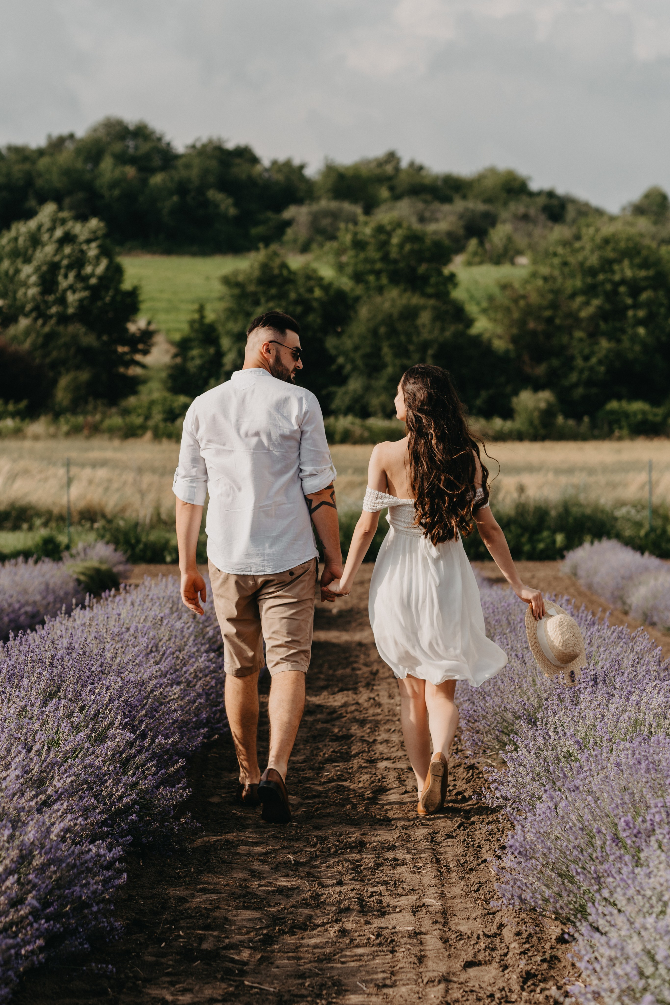 Hand in Hand. Fotograf Katowice – sesje indywidualne, rodzinne, ślubne