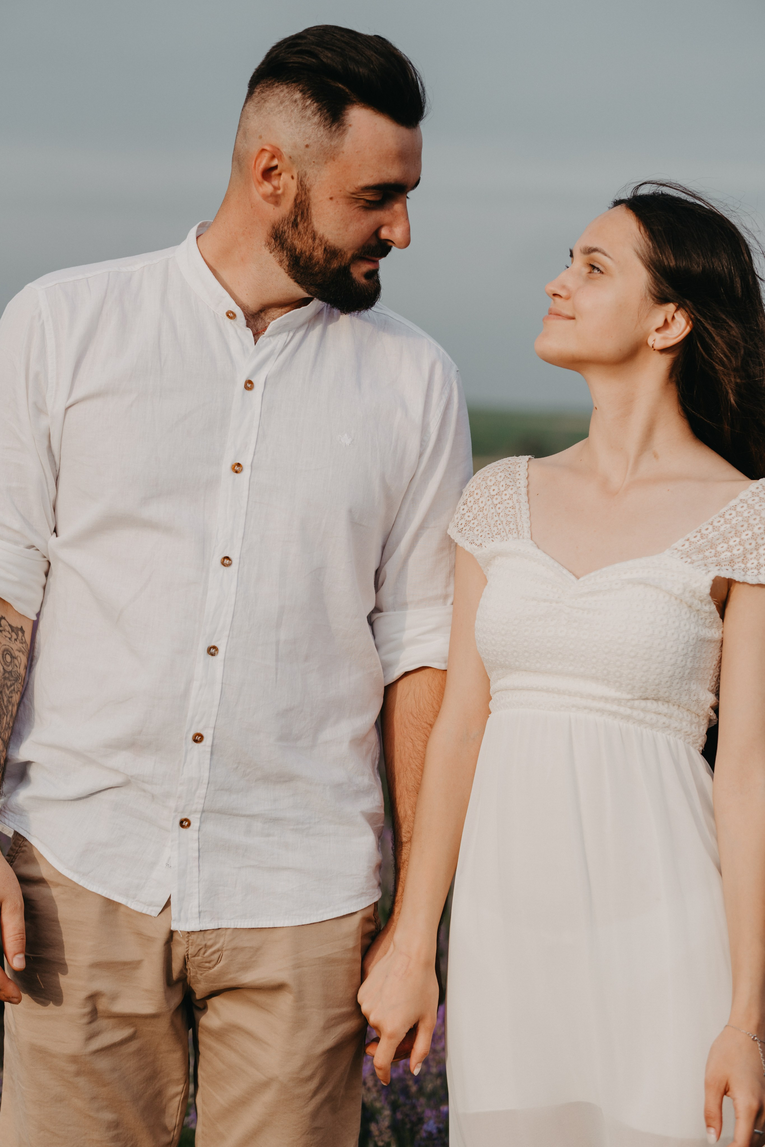 Hand in Hand. Fotograf Katowice – sesje indywidualne, rodzinne, ślubne