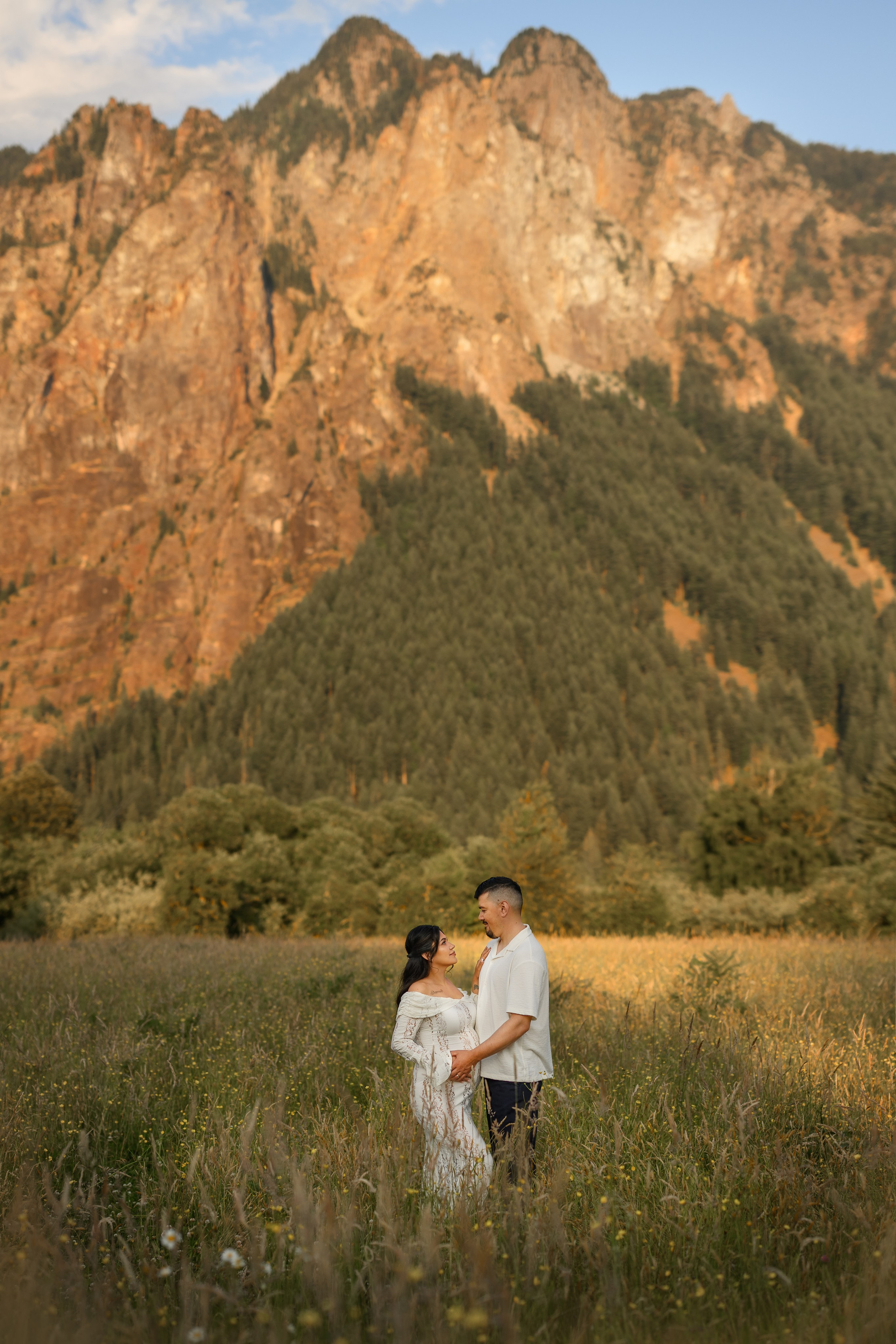 Elizabeth. Wedding & family photography in Seattle area. Helen Michelle photographer