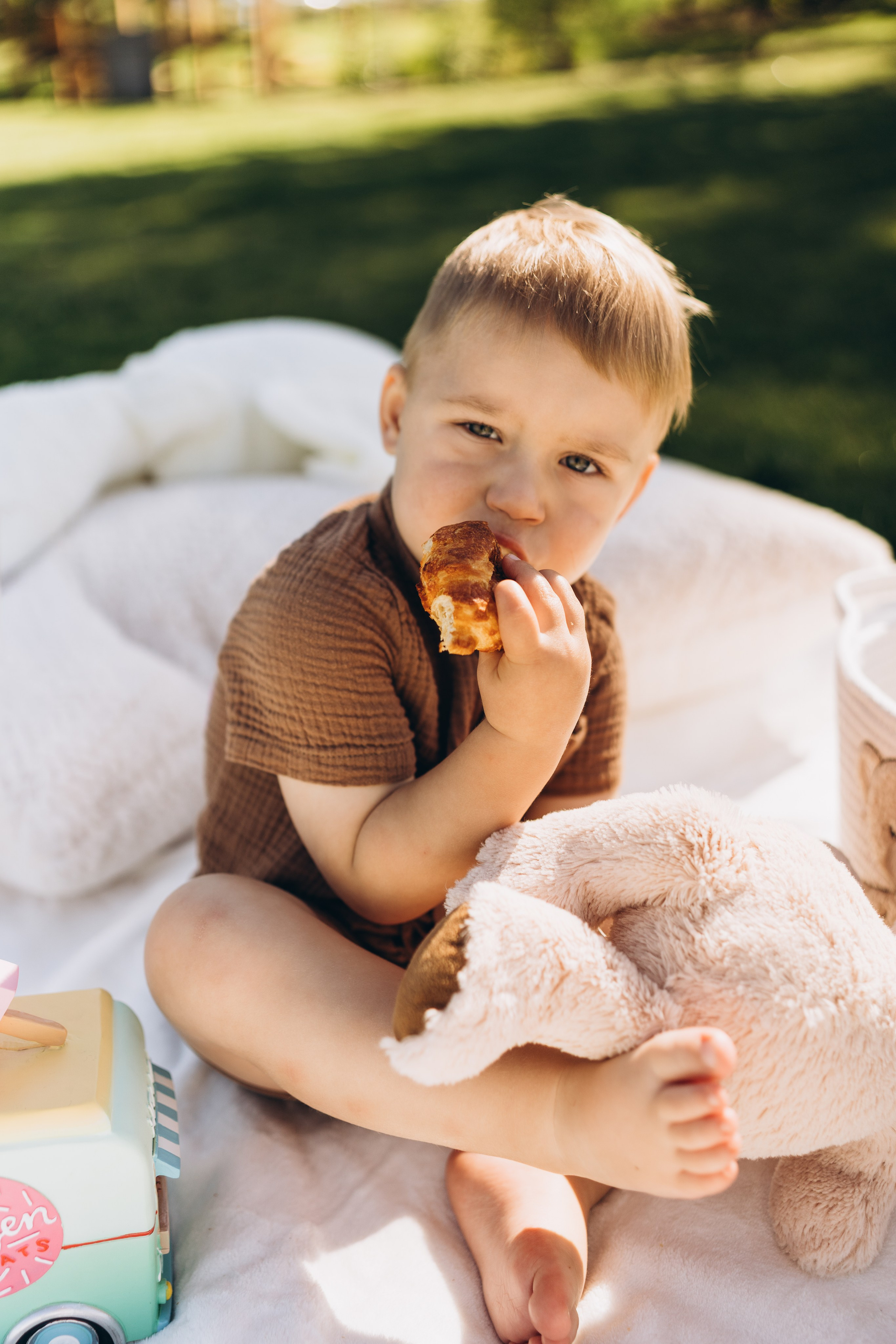 Max. Calgary Wedding & Lifestyle Photographer — Yevhen Polishchuk