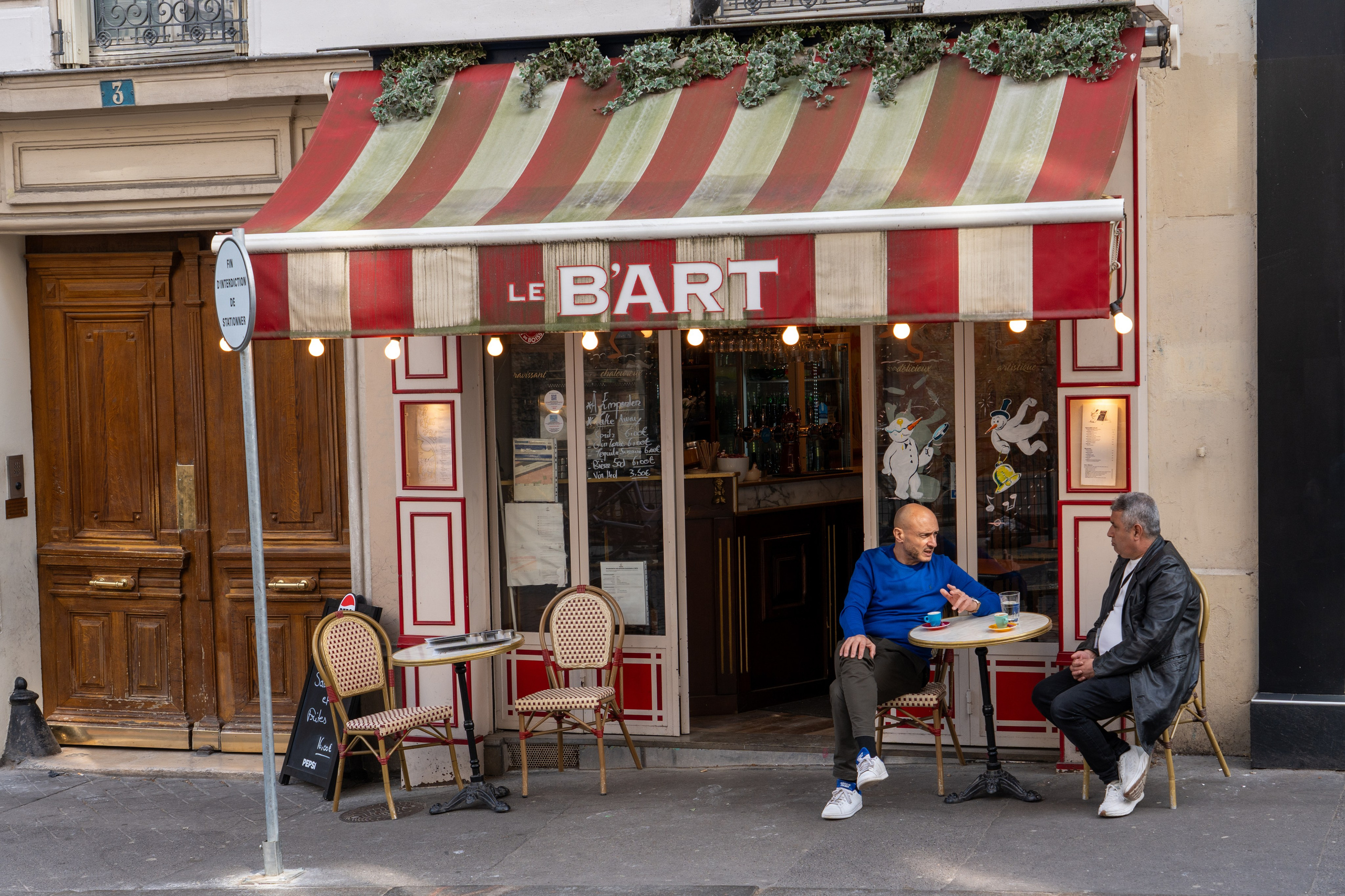 Streets of Paris. URBANSTREETFILES.ART