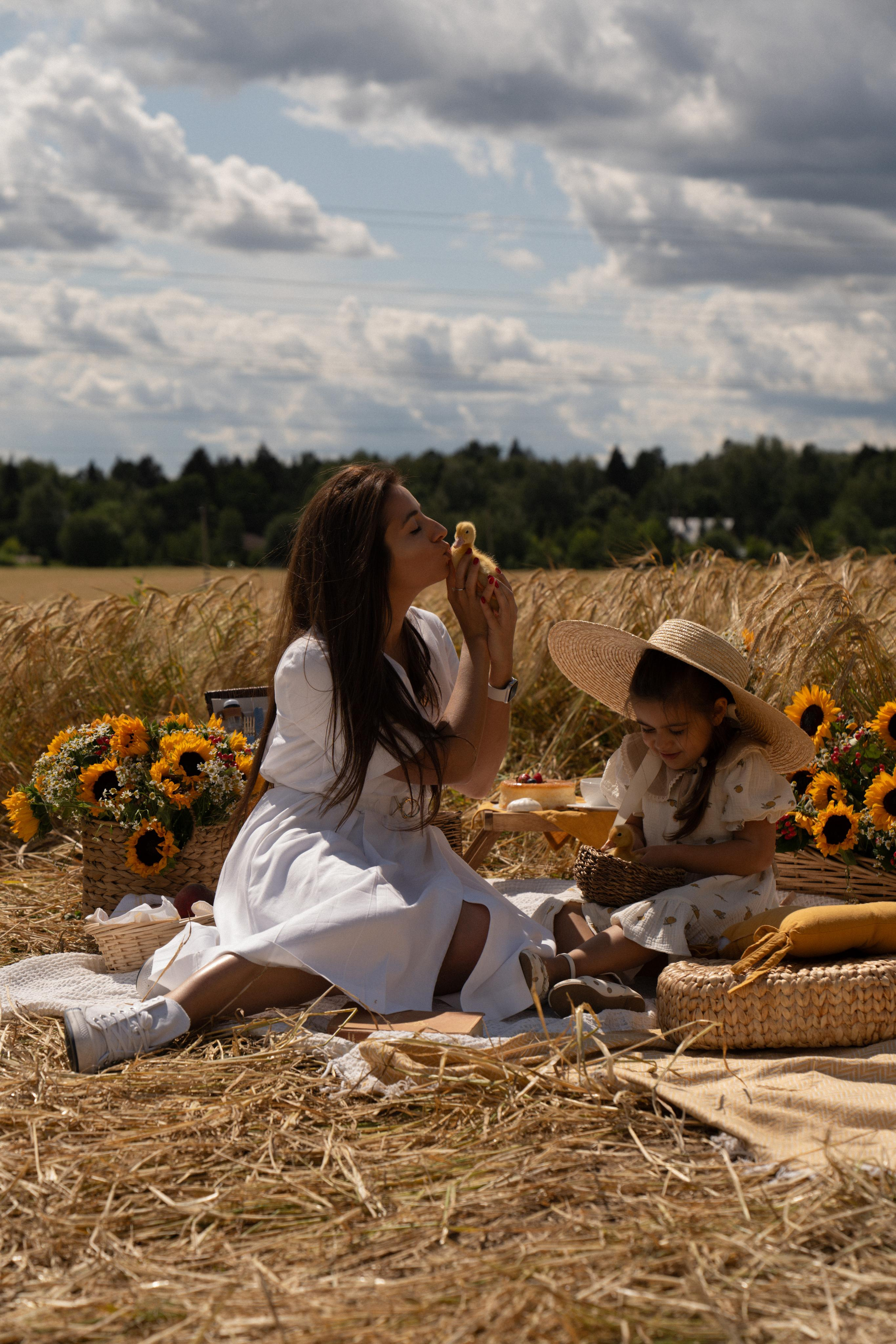 Моника тебе скоро 4. ...........