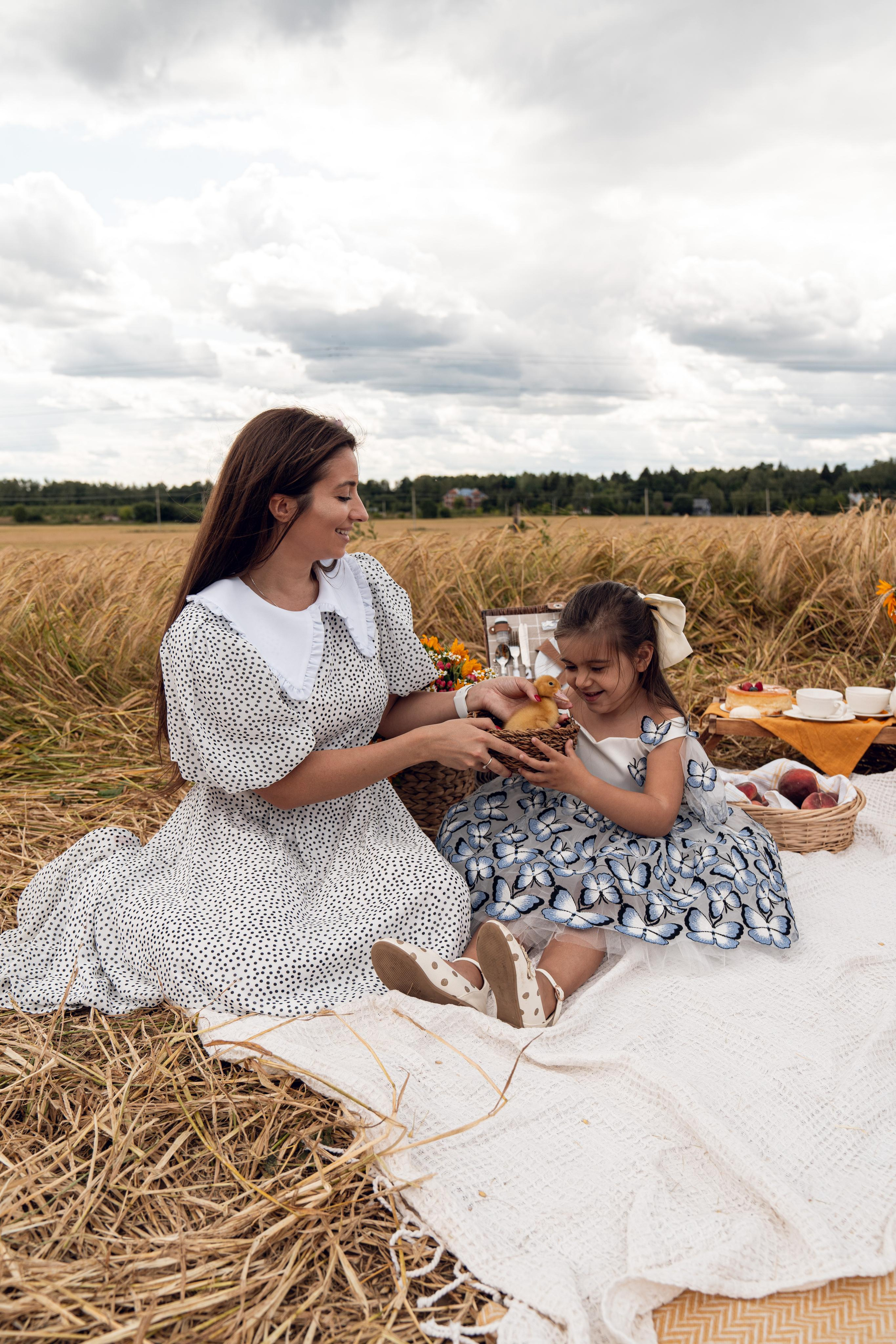 Моника тебе скоро 4. ...........