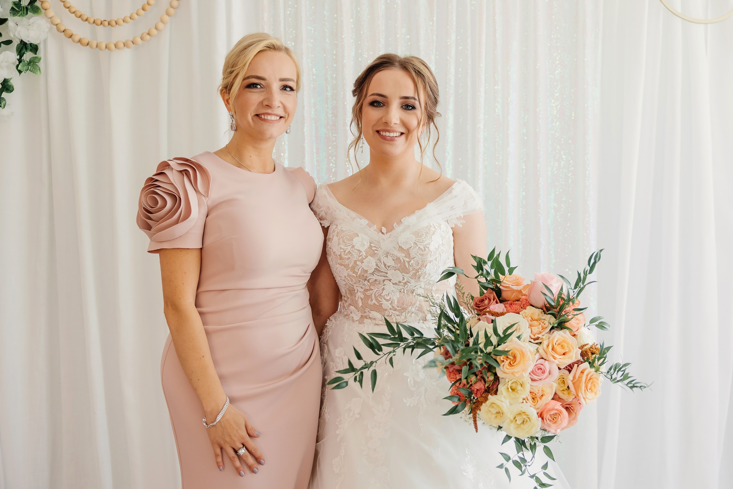 05.10.2024 Wedding. Wedding family event photographer in Chicago Nick Yushevich