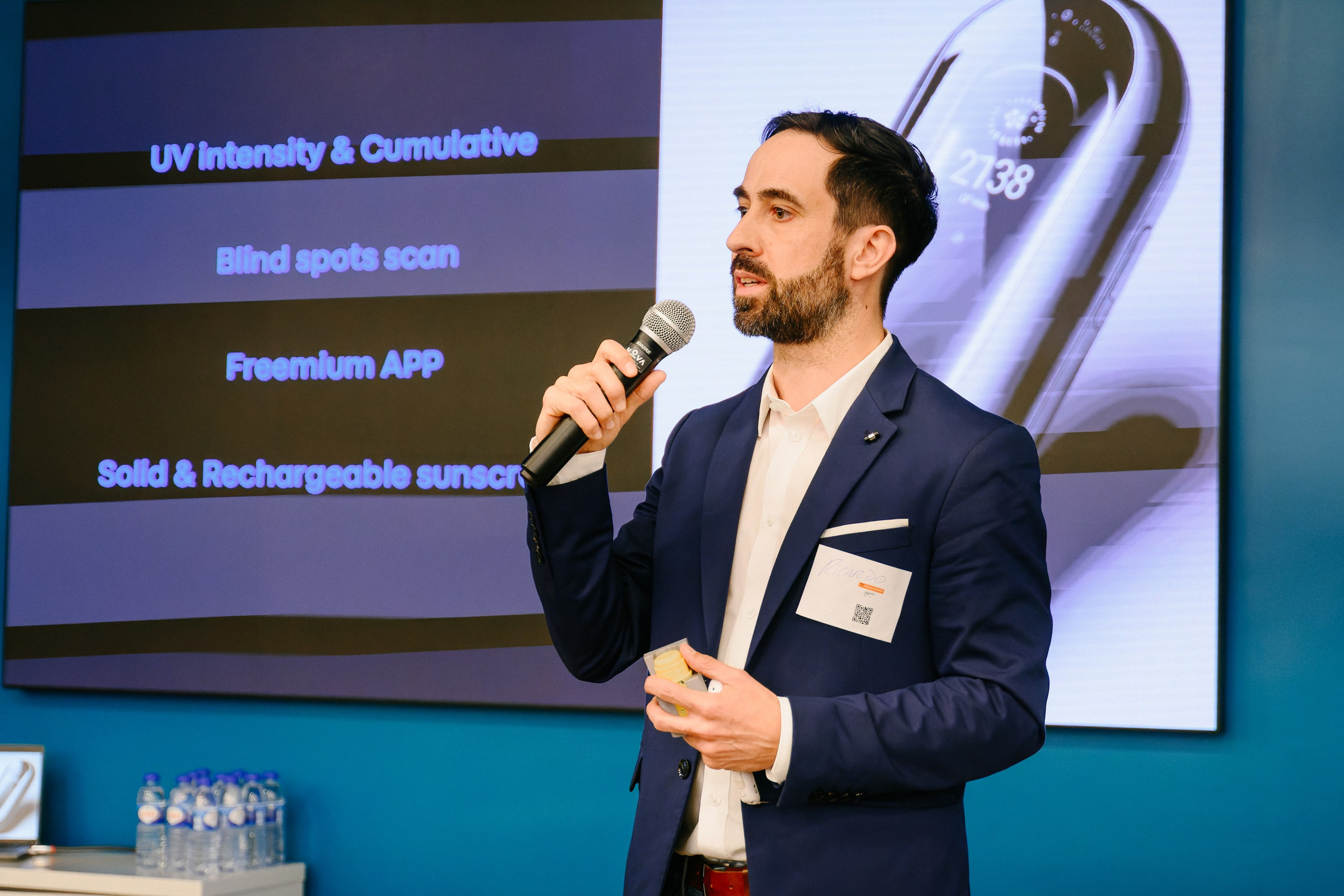 Pitch session. Photographer in Lisbon Elena Lialina