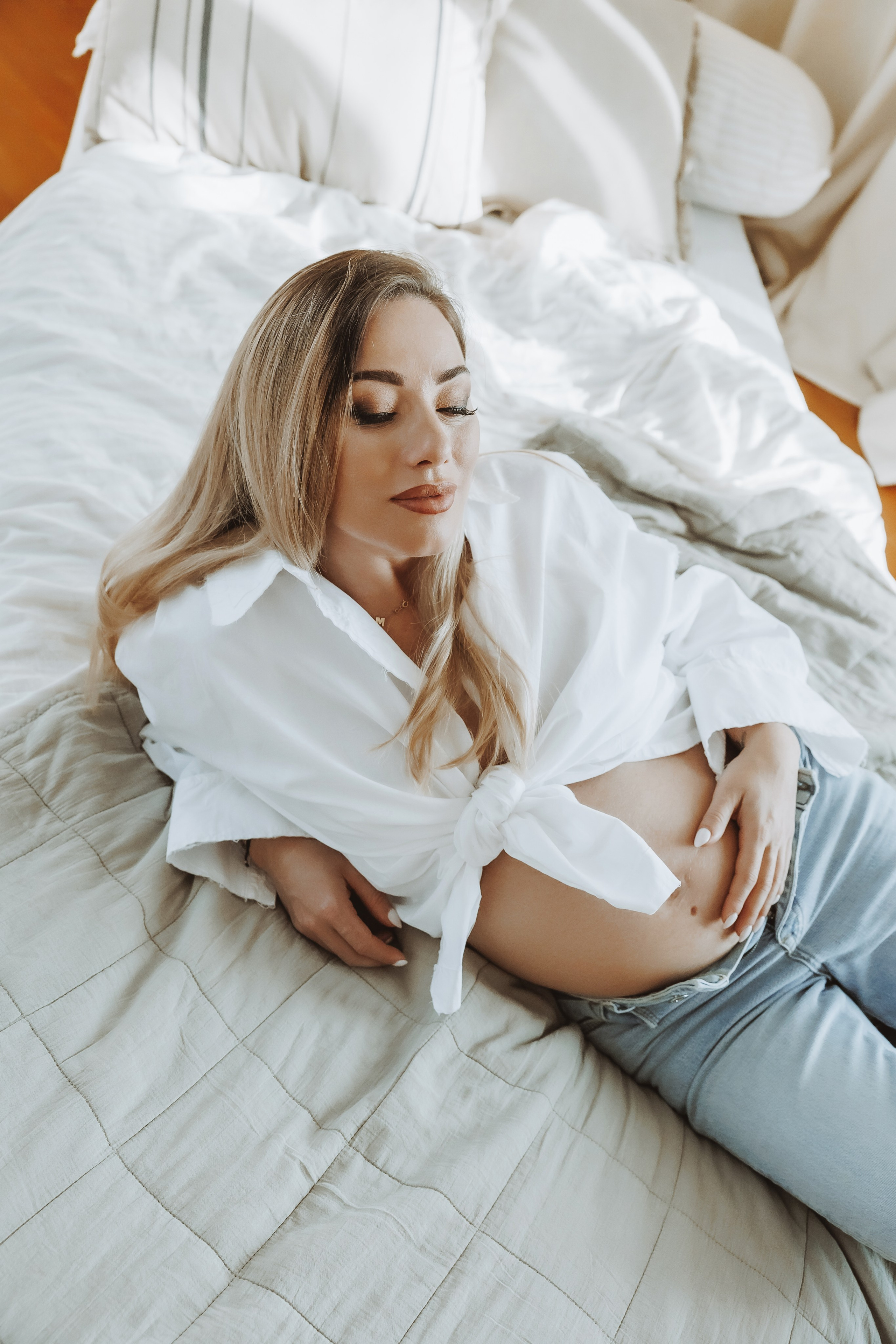 Бремена фотосесия в студио. Фотограф Ирина Йотова