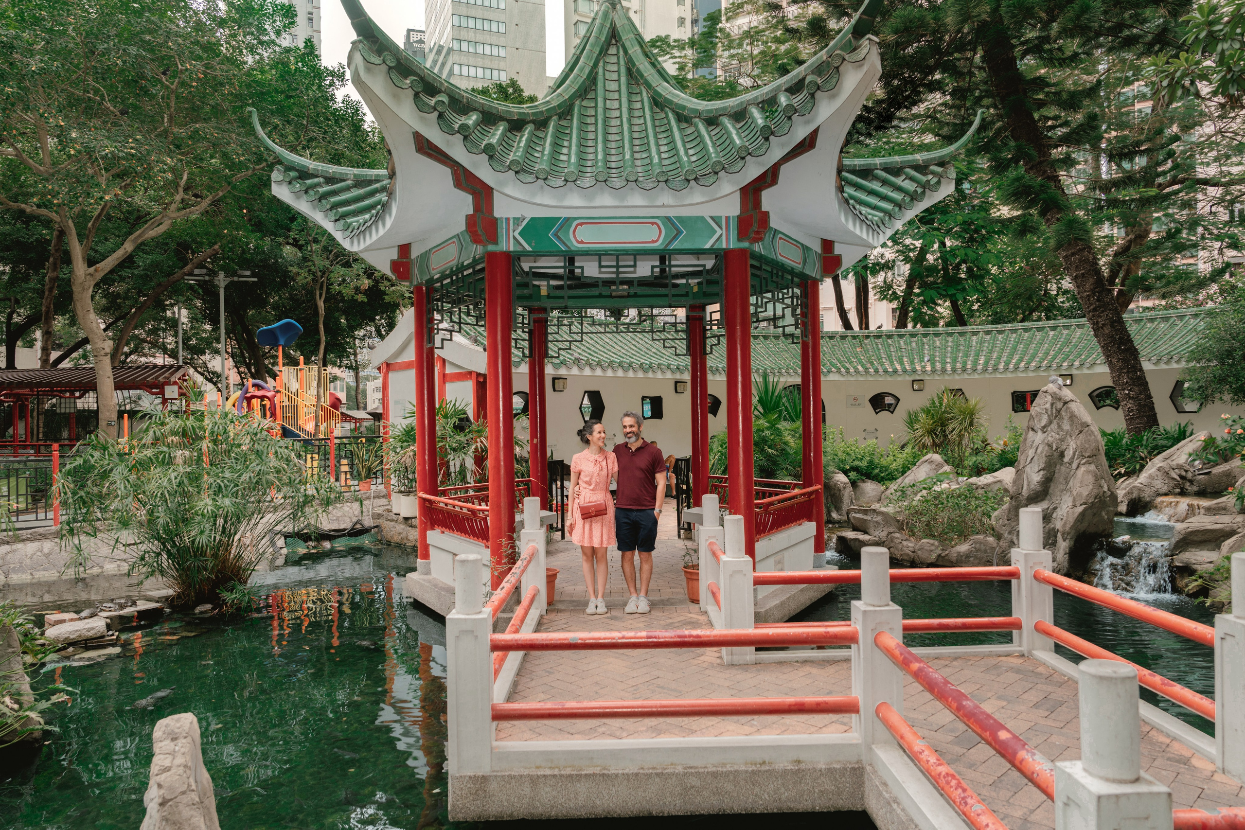 SOPHIA & SERGE CENTRAL. PHOTOGRAPHER IN HONG KONG (EVENTS, WEDDING, PORTRAIT, FAMILY)