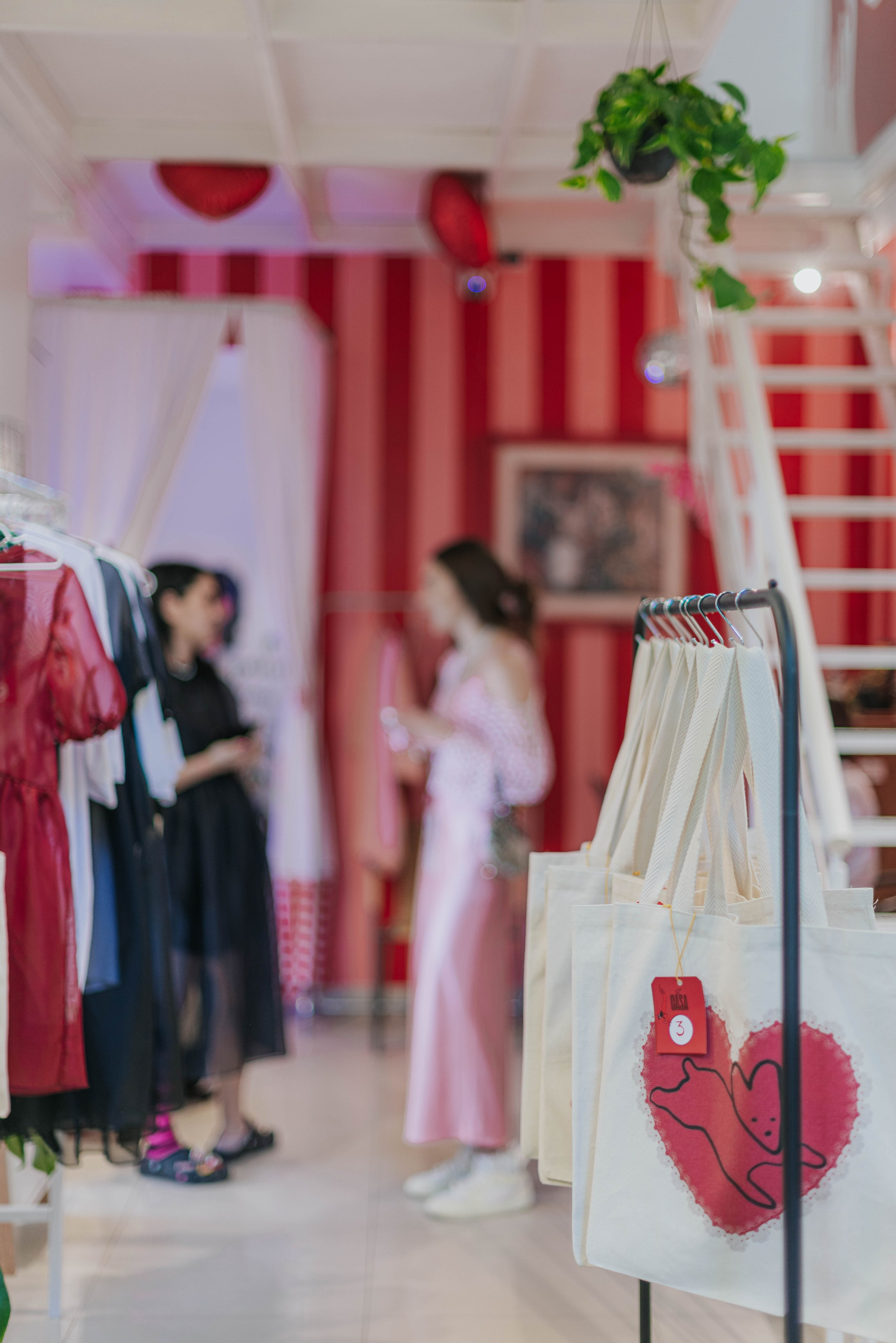 Opening ST CASA. Photographer @elmirkami in the city of Buenos Aires