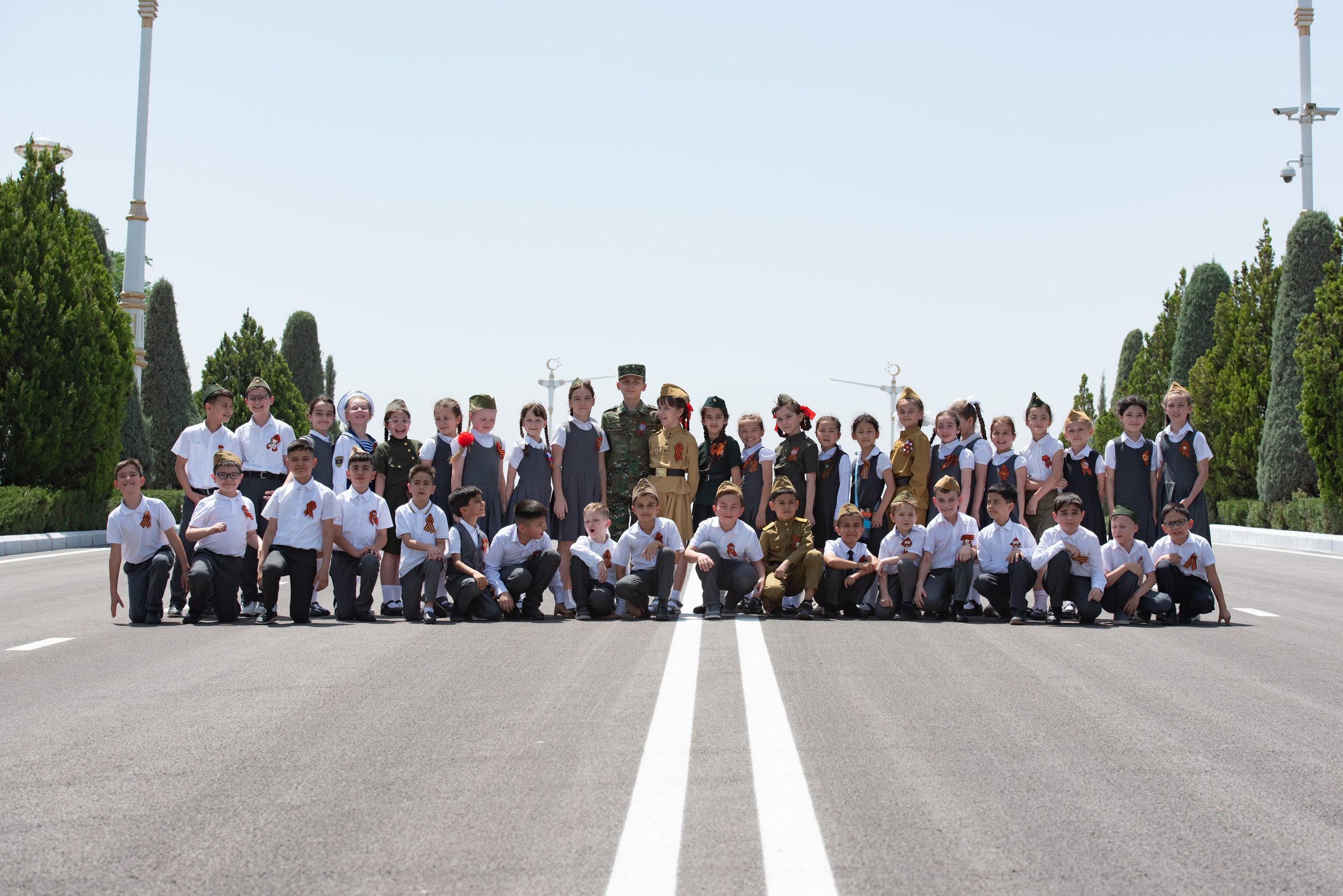 Вечный огонь 2"А» класс. Ваш фотограф в Ашхабаде Гамлет Осипов