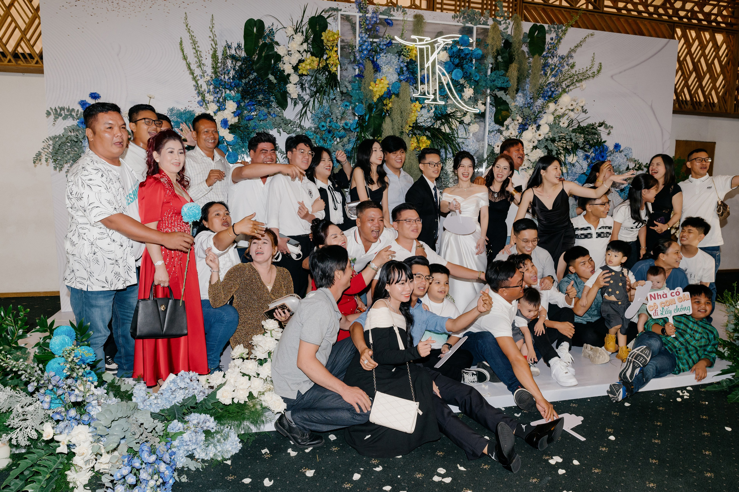 THANH THUÝ & TRỌNG KỶ. Nhiếp ảnh gia đám cưới hàng đầu tại Thành Phố Hồ Chí Minh