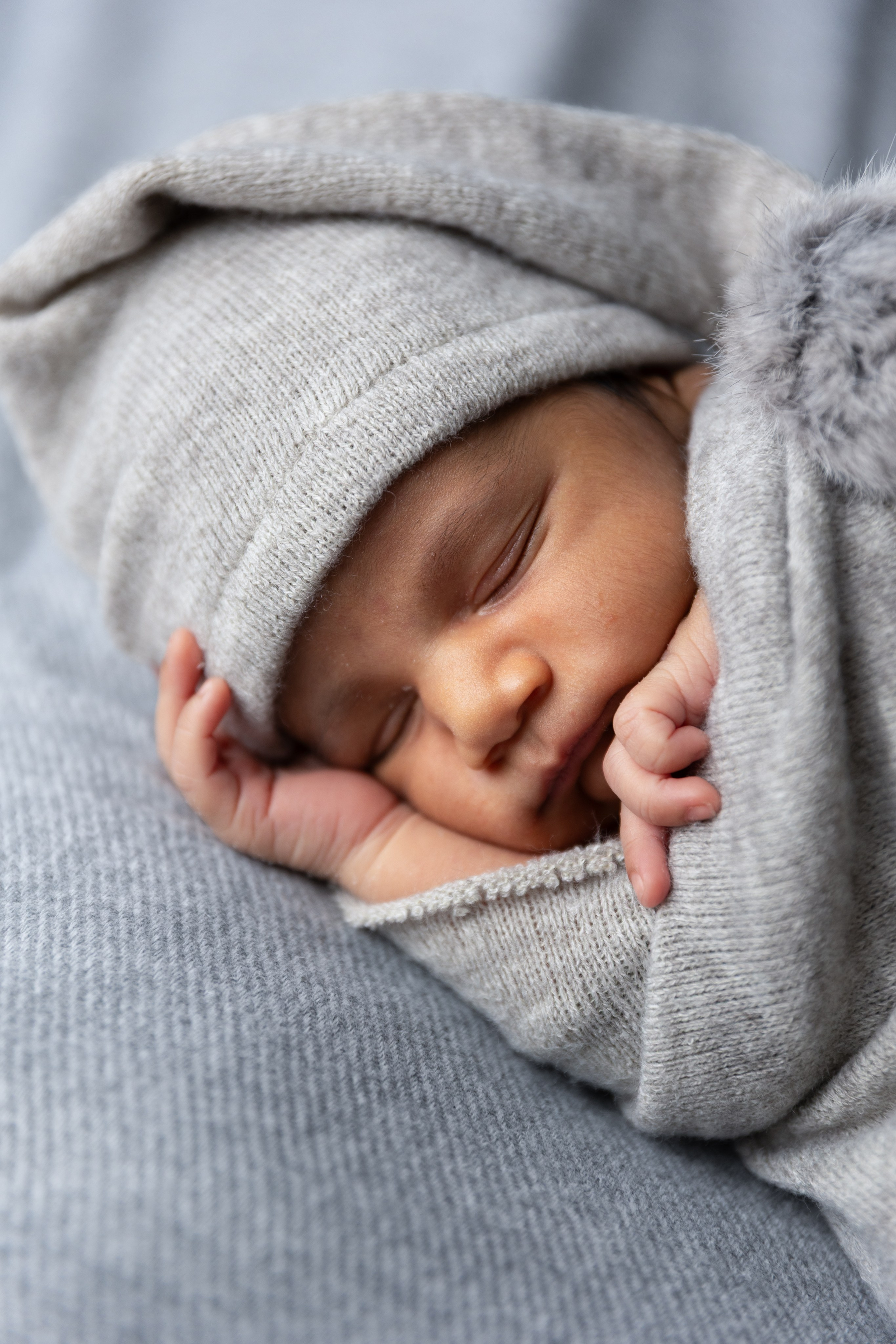 Newborn Family Photography Session. Family, lifestyle, and commercial photography in New York and New Jersey