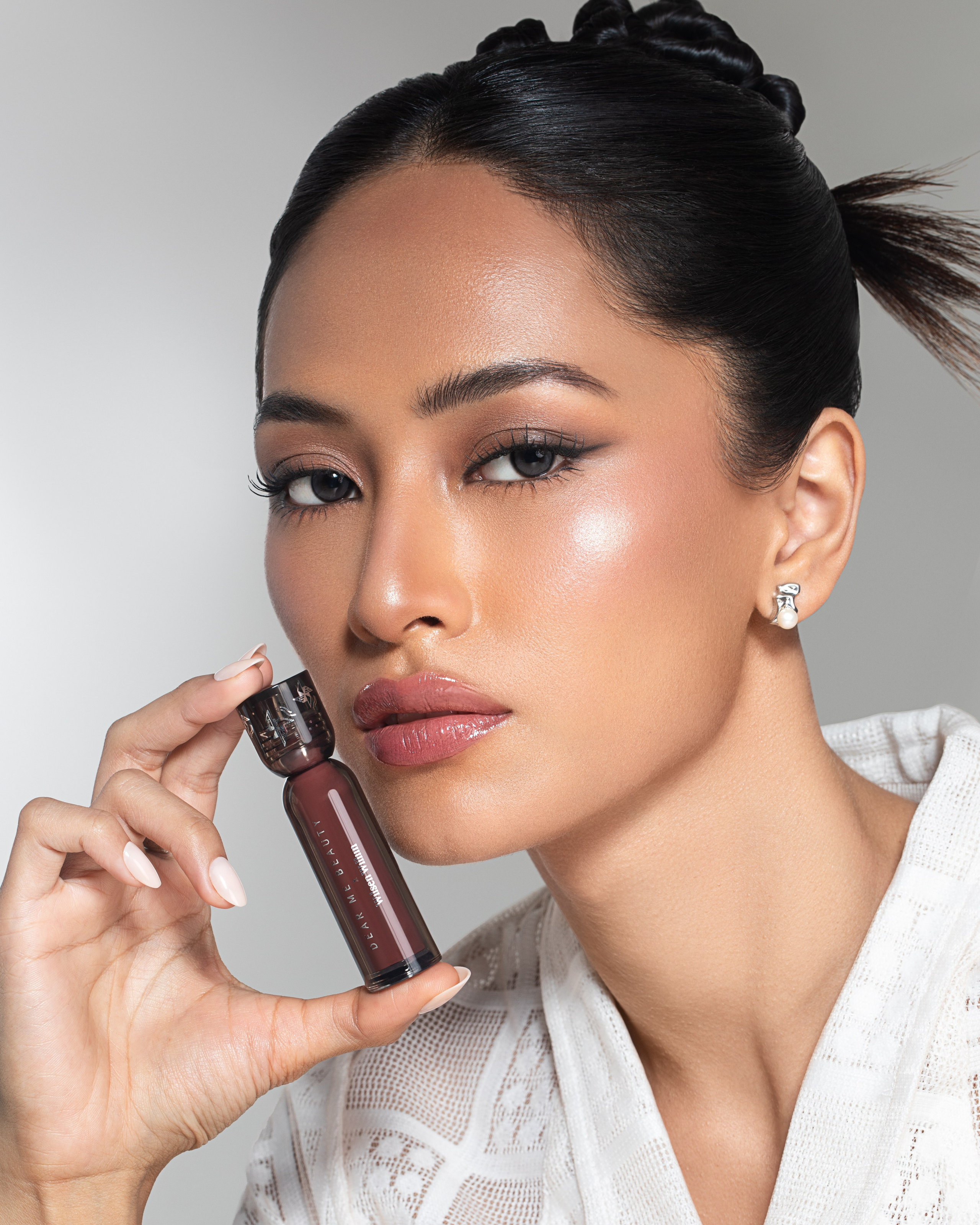 For DEAR ME BEAUTY. Production: @met_studio | Retouch @retouch.jngmariia