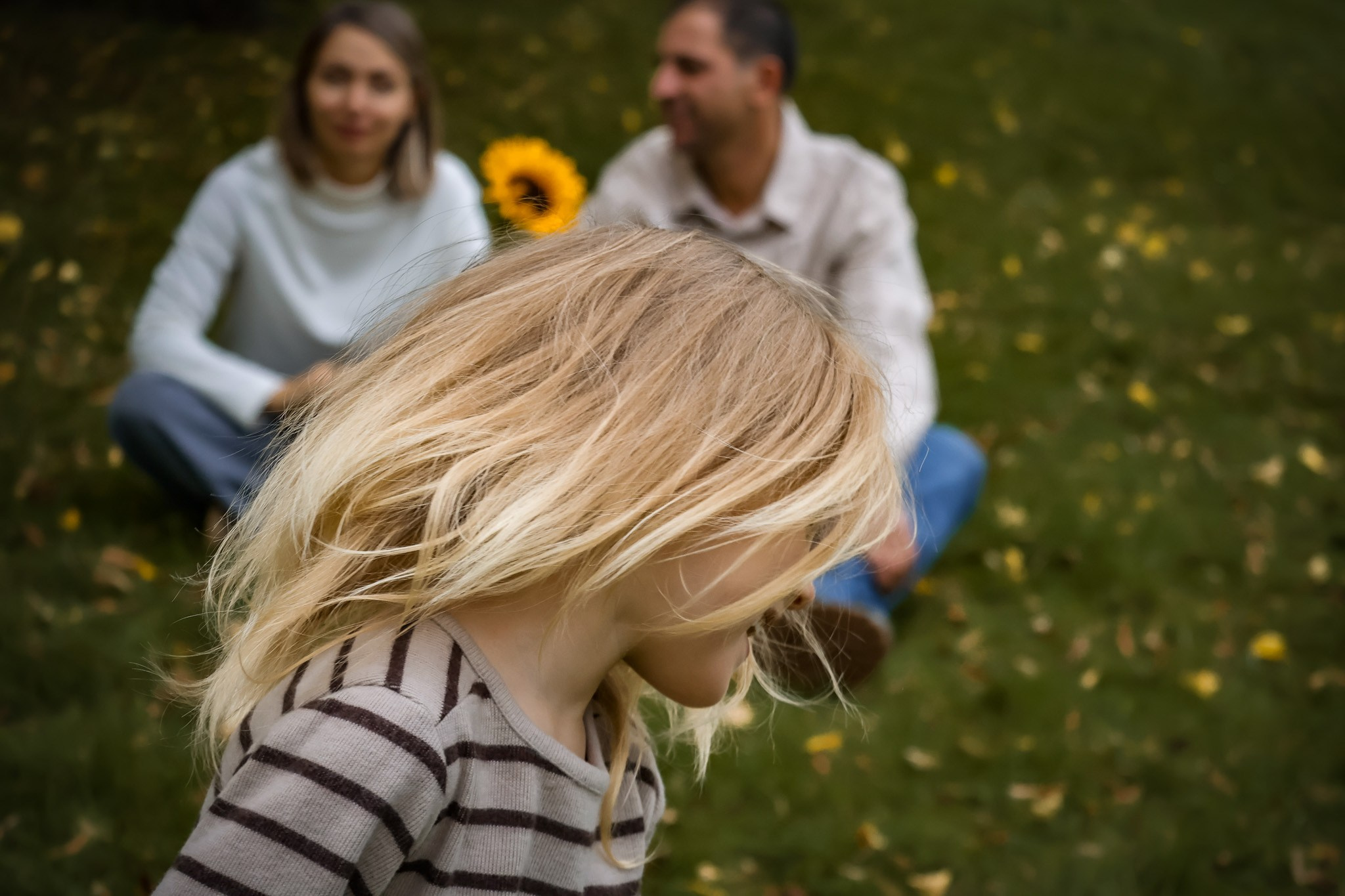 Family in Autumn Light. Portrait, couple and family photography in Vienna, Austria