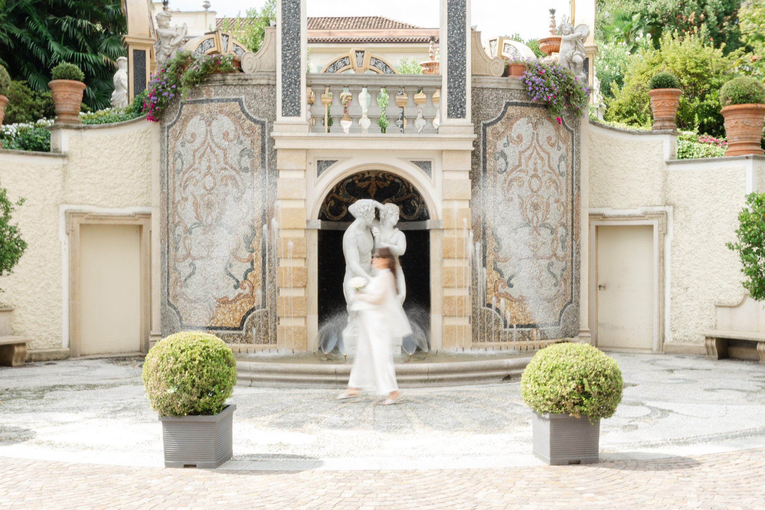MISHA AND DIANA LAKE MAGGIORE. PHOTOGRAPHER IN ITALY