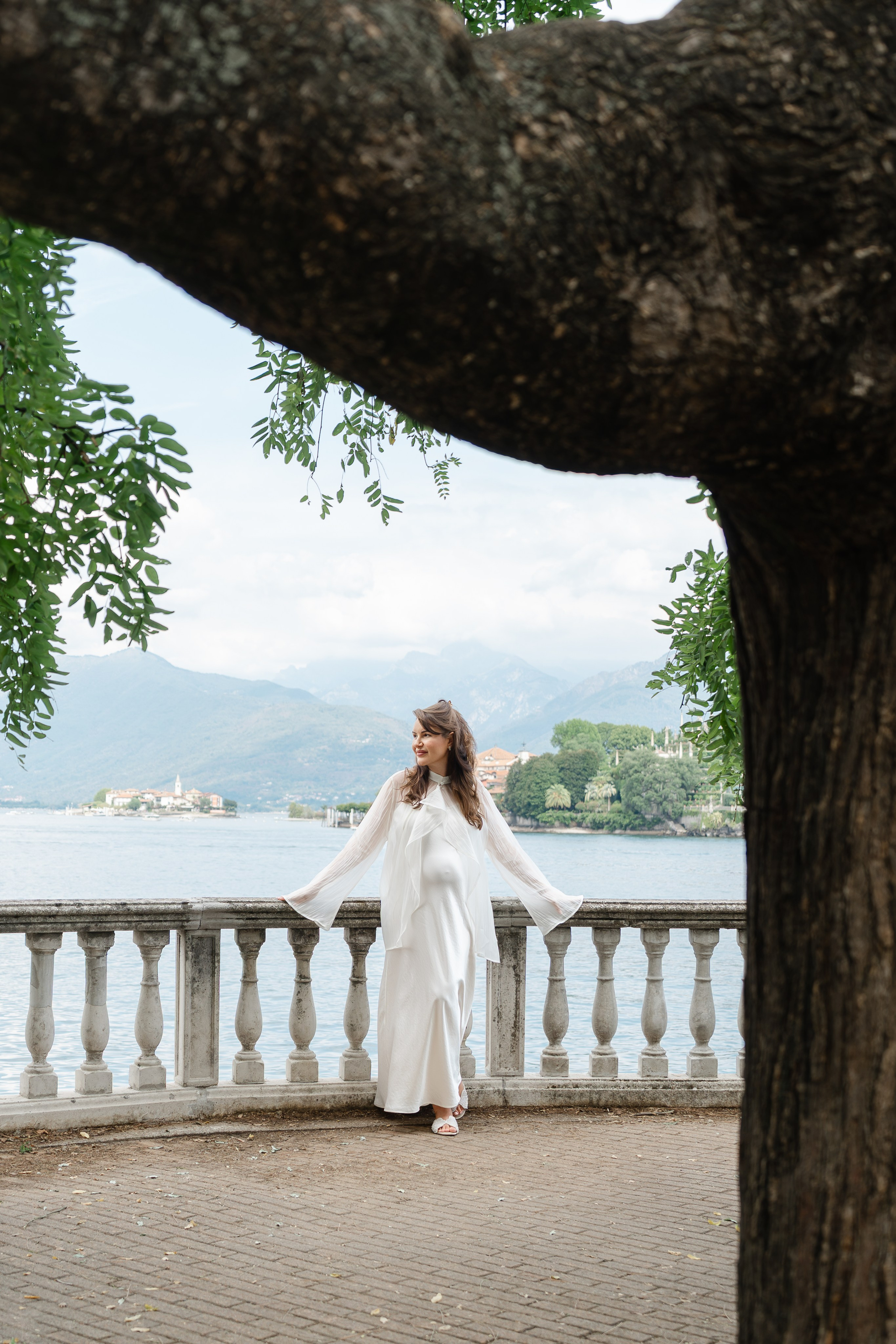 MISHA AND DIANA LAKE MAGGIORE. PHOTOGRAPHER IN ITALY