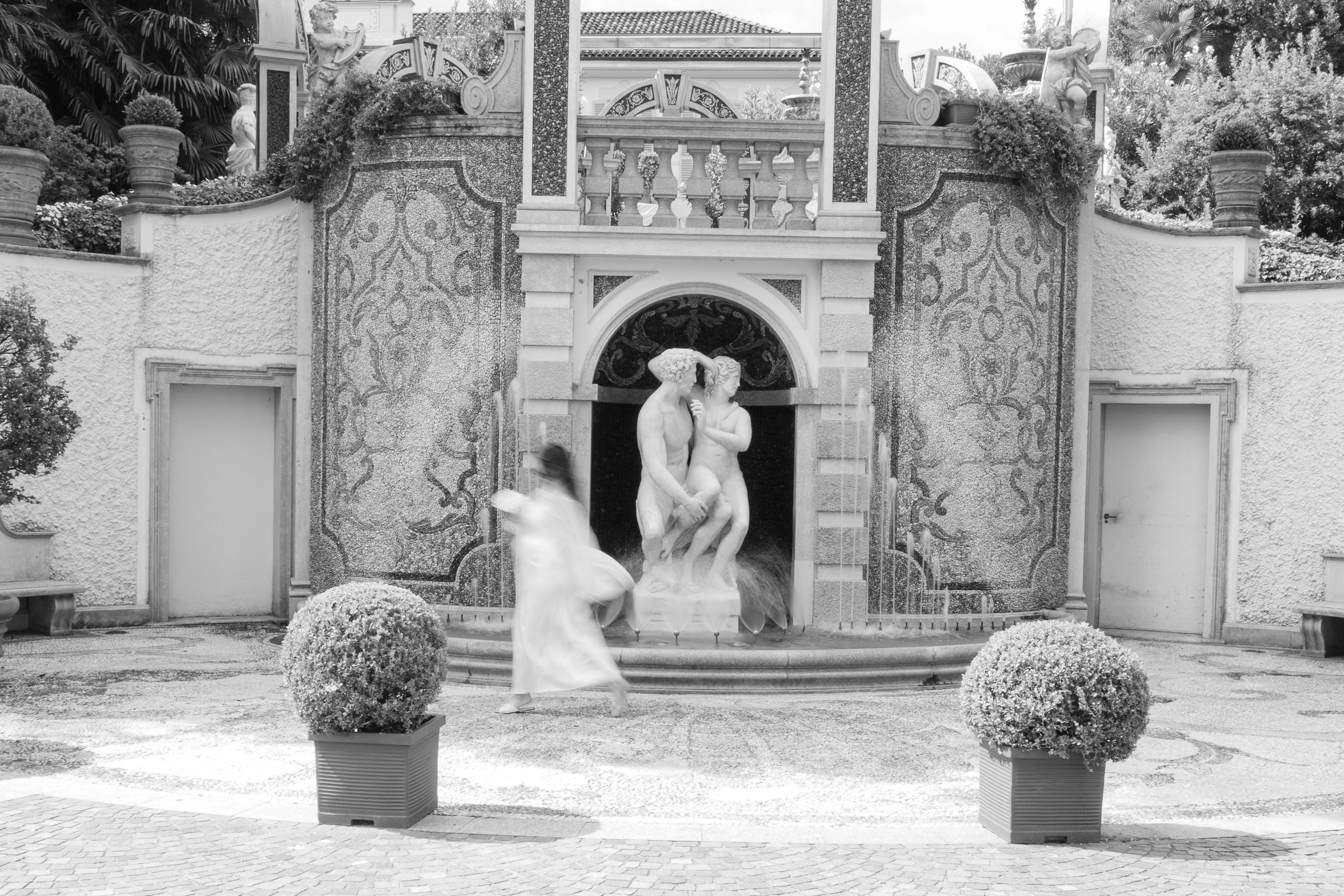 MISHA AND DIANA LAKE MAGGIORE. PHOTOGRAPHER IN ITALY