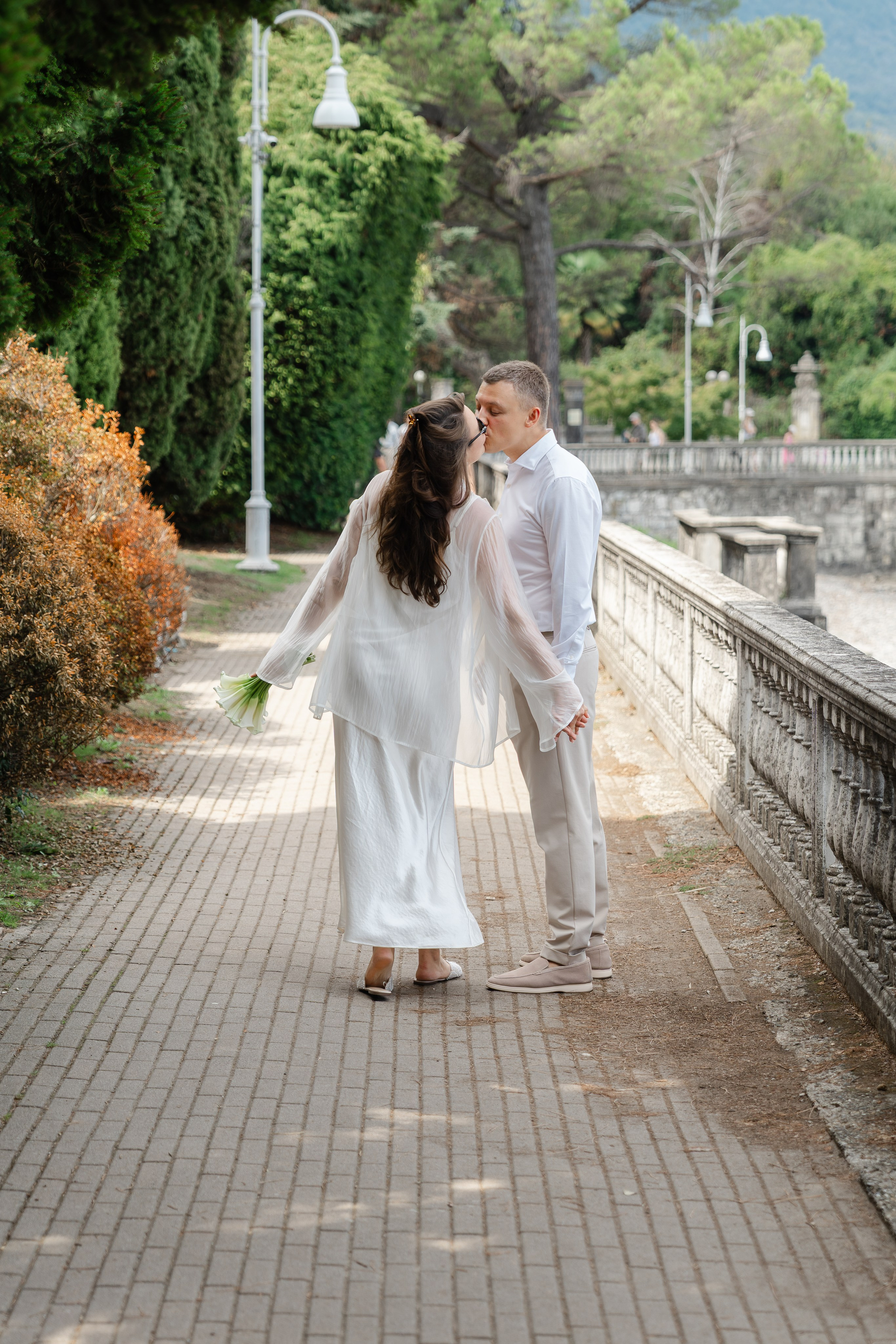 MISHA AND DIANA LAKE MAGGIORE. PHOTOGRAPHER IN ITALY