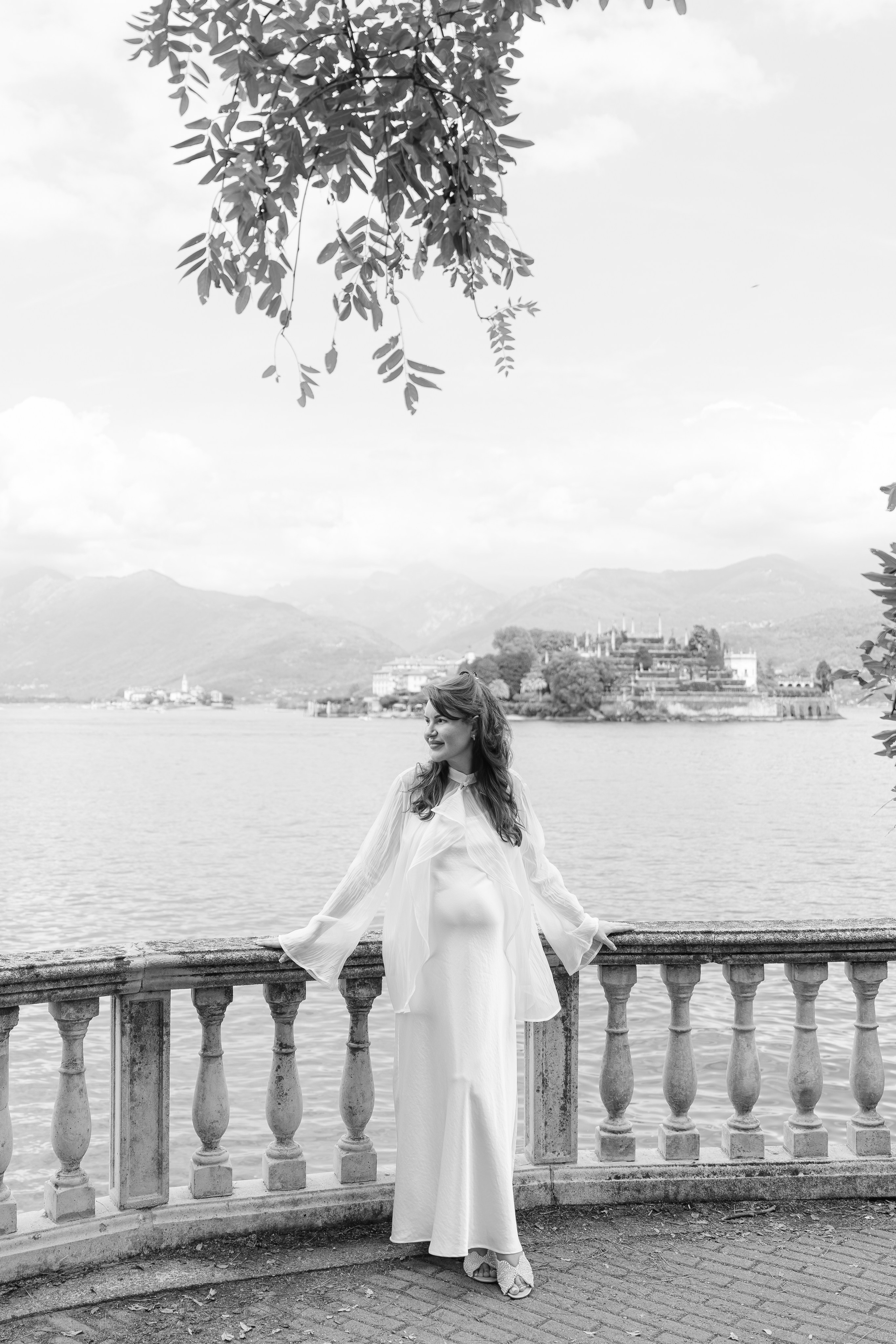 MISHA AND DIANA LAKE MAGGIORE. PHOTOGRAPHER IN ITALY