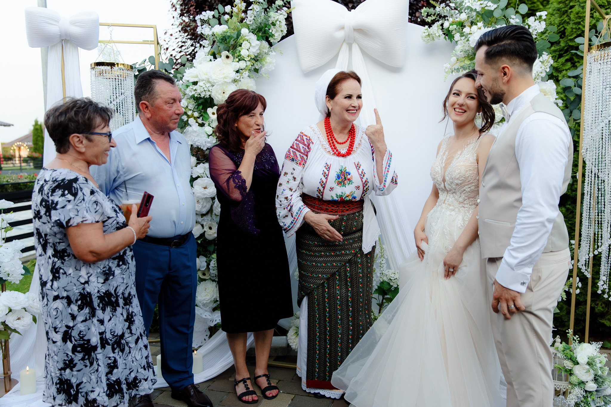 Ioana & Ionuț | Nuntă de poveste la Păstrăvăria Poiana din Mălini județul Suceava. Servicii foto-video profesionale, pentru momente de neuitat