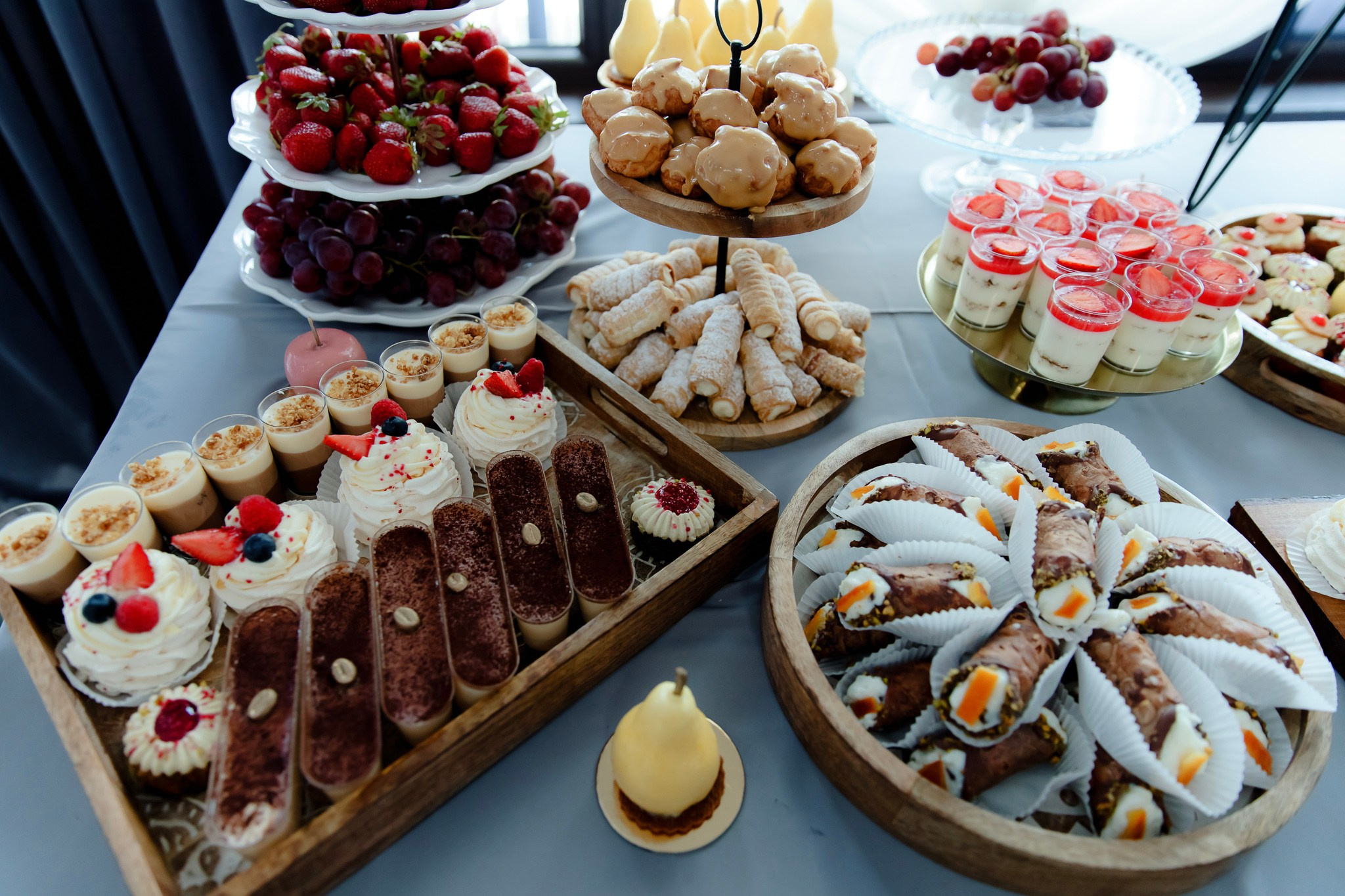 Ioana & Ionuț | Nuntă de poveste la Păstrăvăria Poiana din Mălini județul Suceava. Servicii foto-video profesionale, pentru momente de neuitat