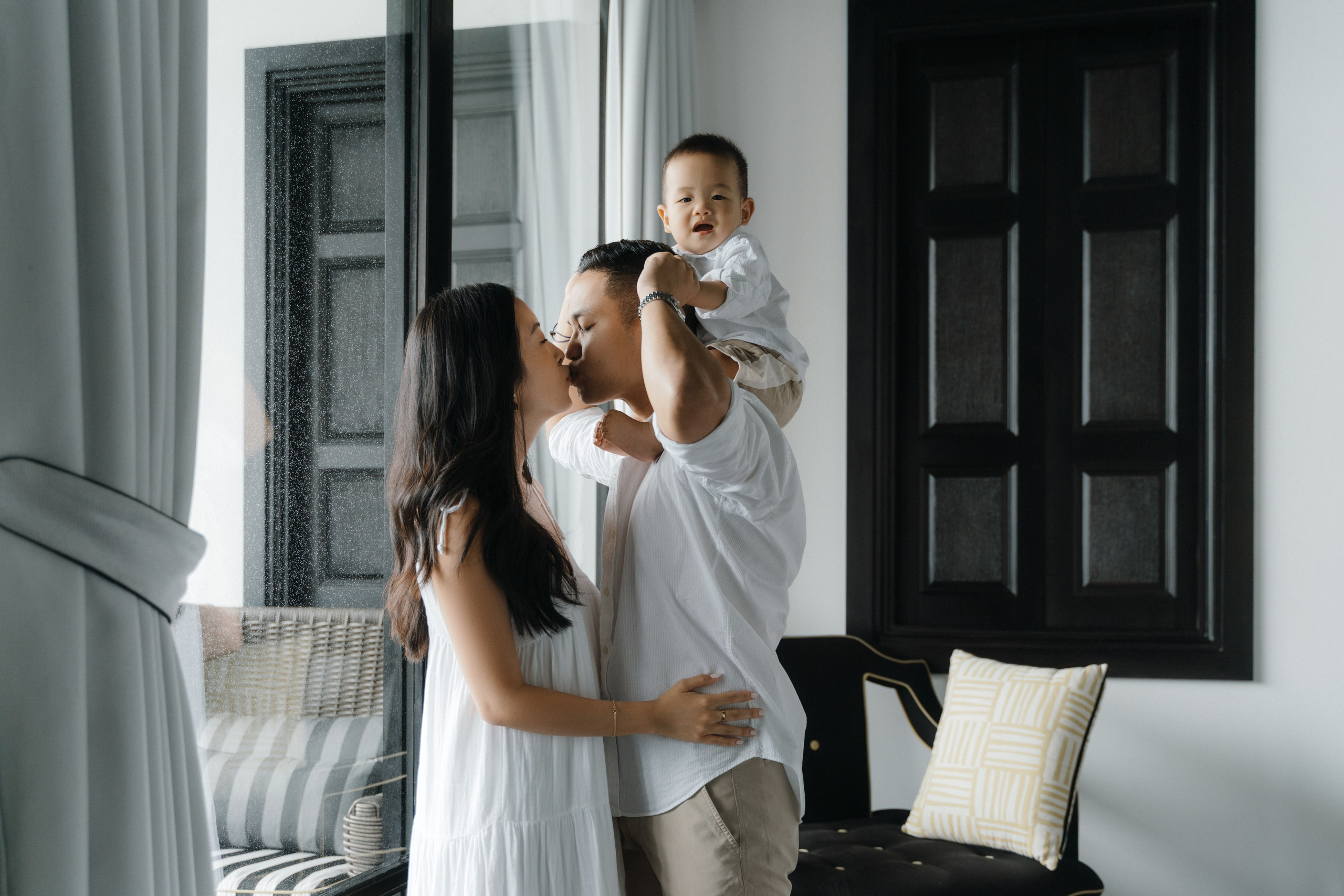 Family shooting in Danang. Aesthetic & Lifestyle photographer in Da Nang, Vietnam