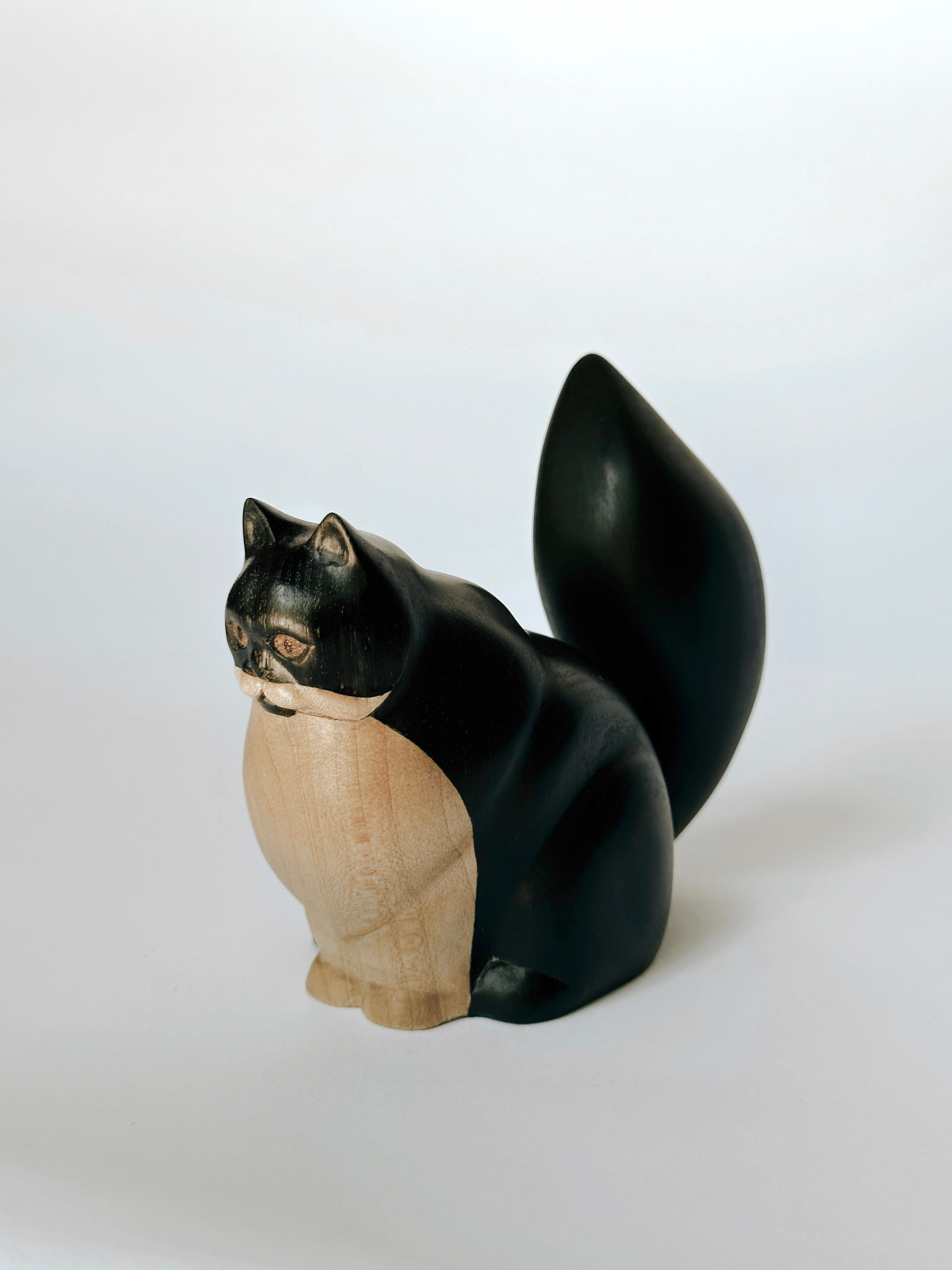 Коты. Резьба по дереву. Уникальные декоративные скульптуры для интерьера