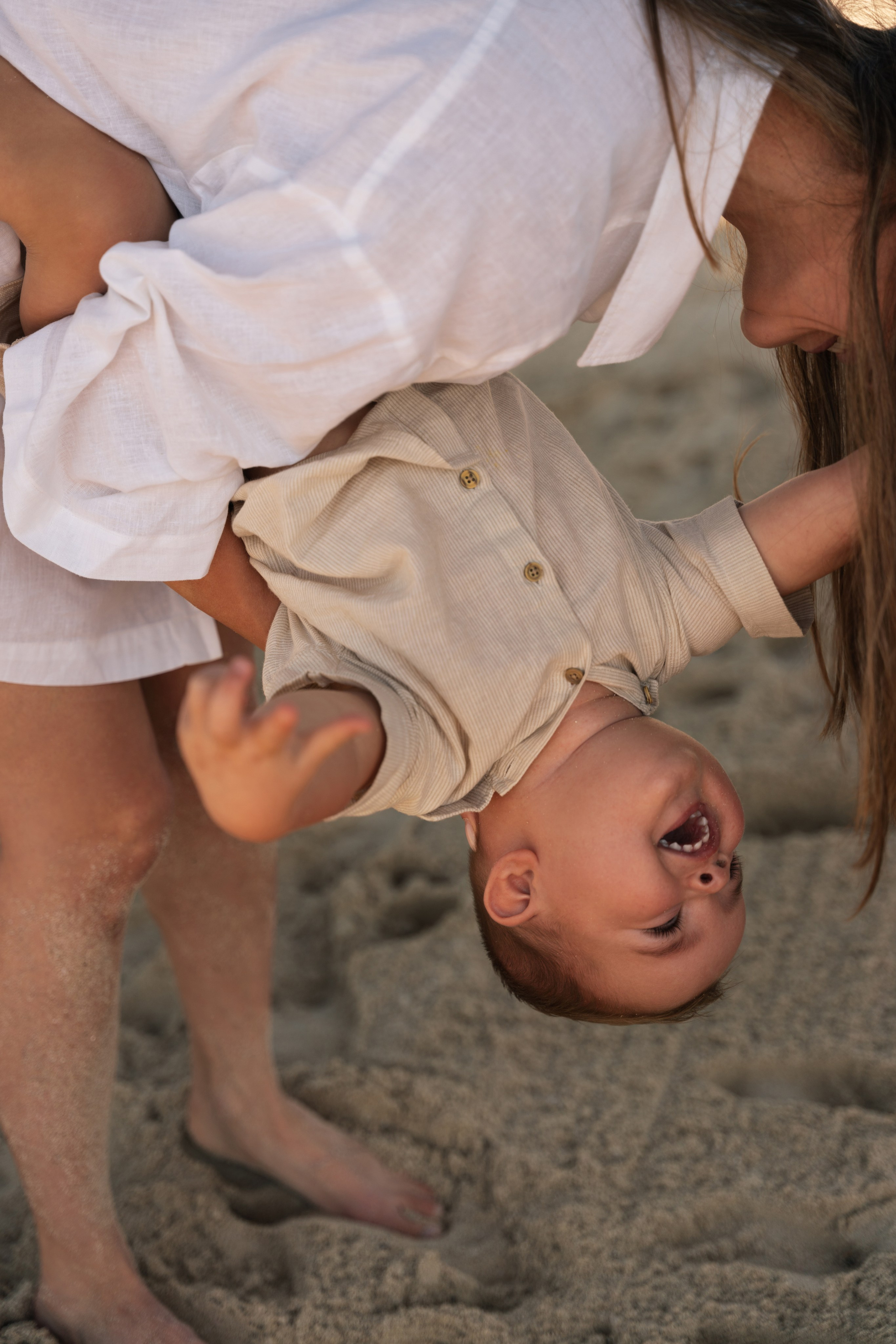 Beach day. Angela Iakovleva — Family Photographer in Dubai