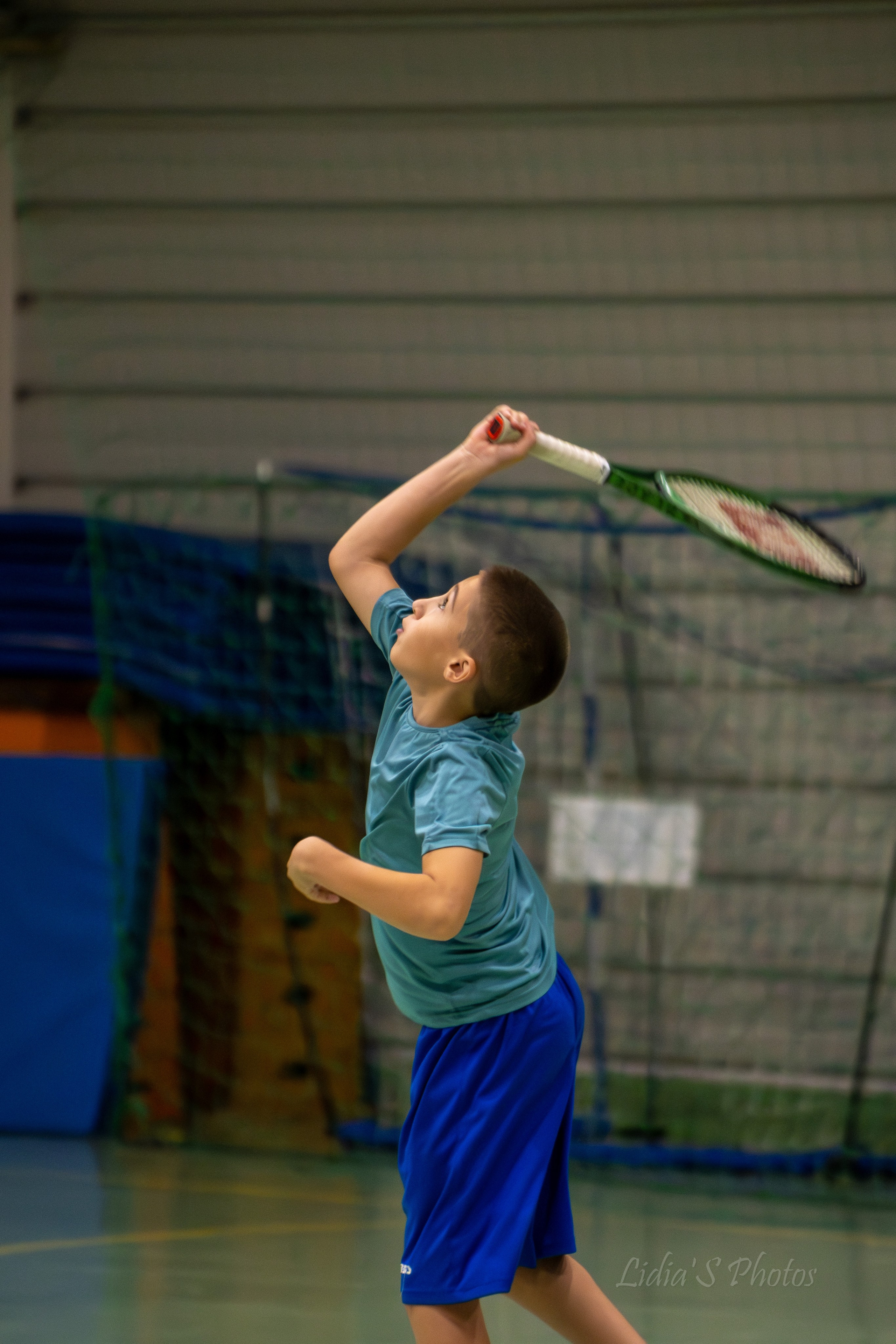 Turneu tenis de camp în sală. Fotograf. Lucrez cu oameni, produse și spații. Portret și fotografie creativă. Bacău, România. Lidia Savinoiu