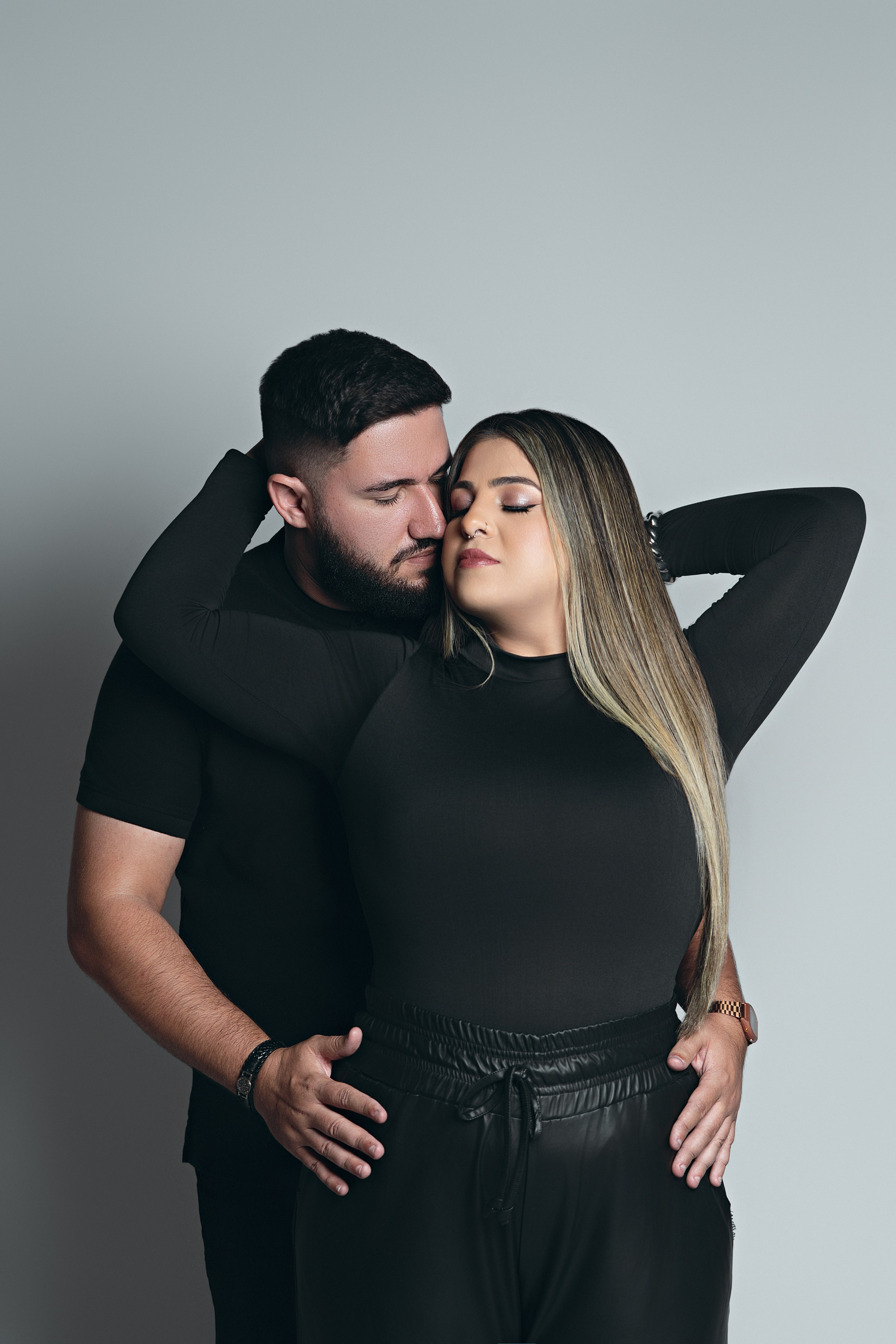 Pré Wedding Estúdio — Laisla e Bruno. Fotógrafo de casamento e Filmmaker de casamento