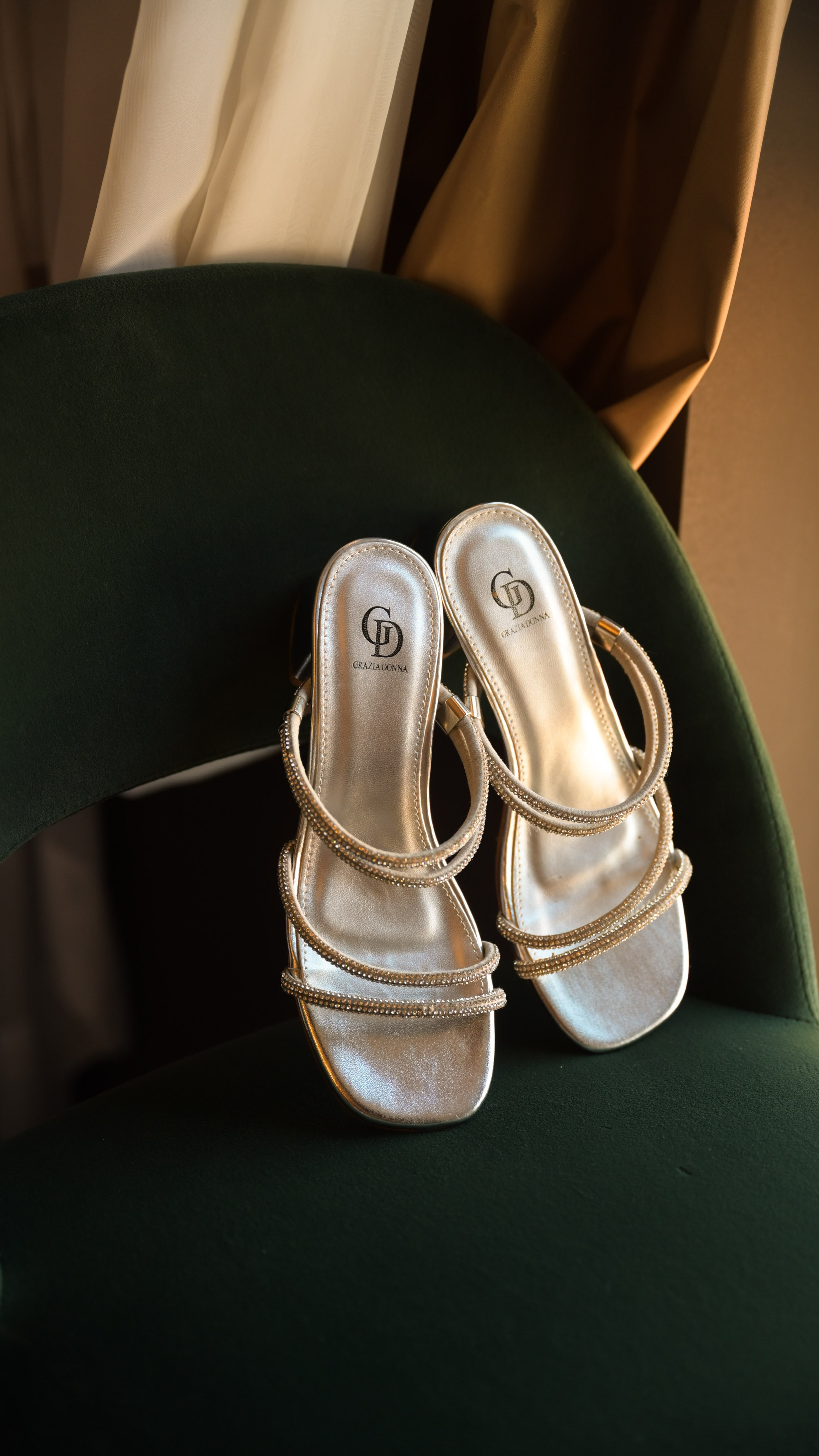 Avigail Nisim. Wedding and events photographers Studio Shalom