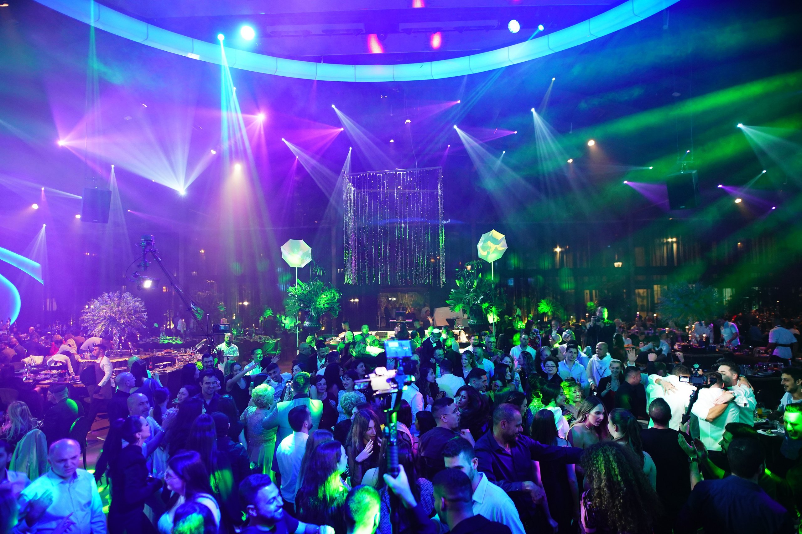 Sharon & Dudi. Wedding and events photographers Studio Shalom