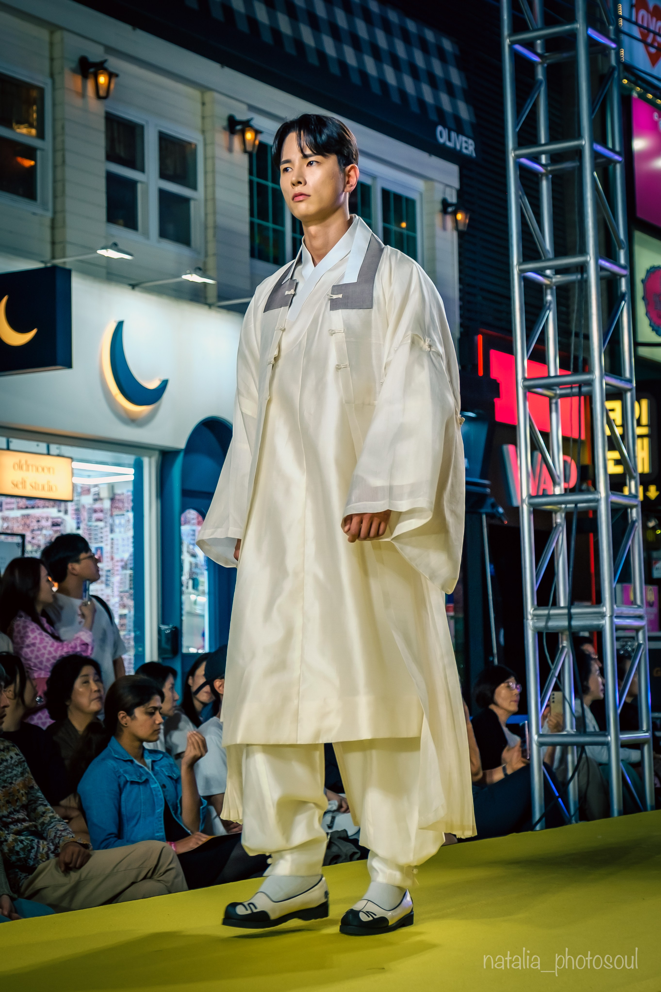 SYKHYUN HANBOK. Photographer in Seoul Dobrokvashina Natalya