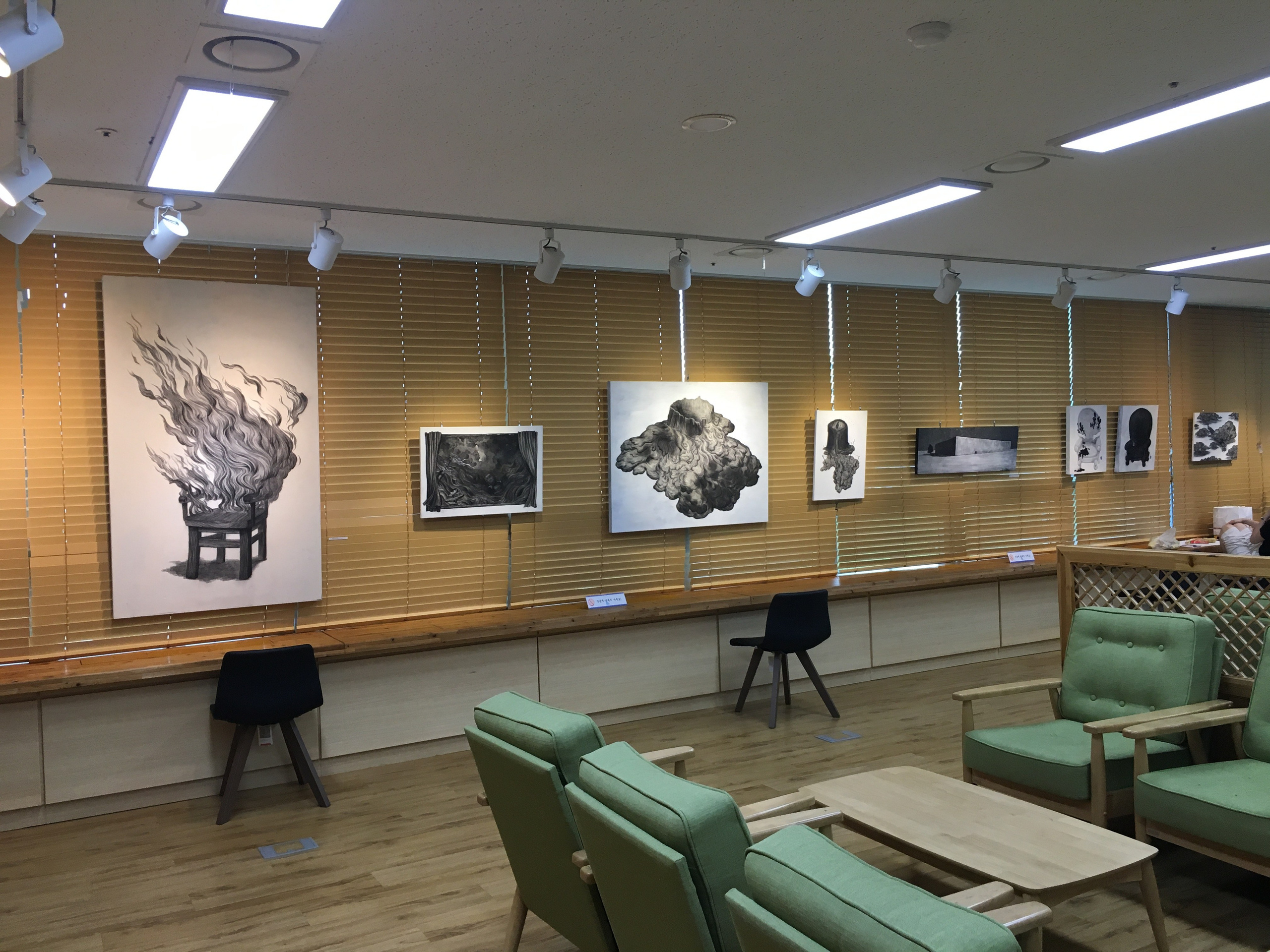 Solo show 암연 暗然.2017. Yujoo HONG