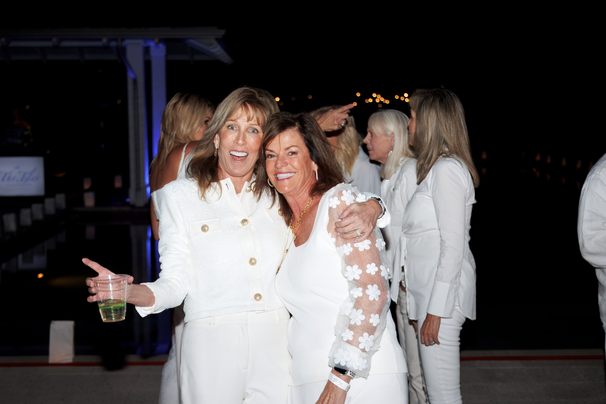 The Isles White Party. Out and About 239