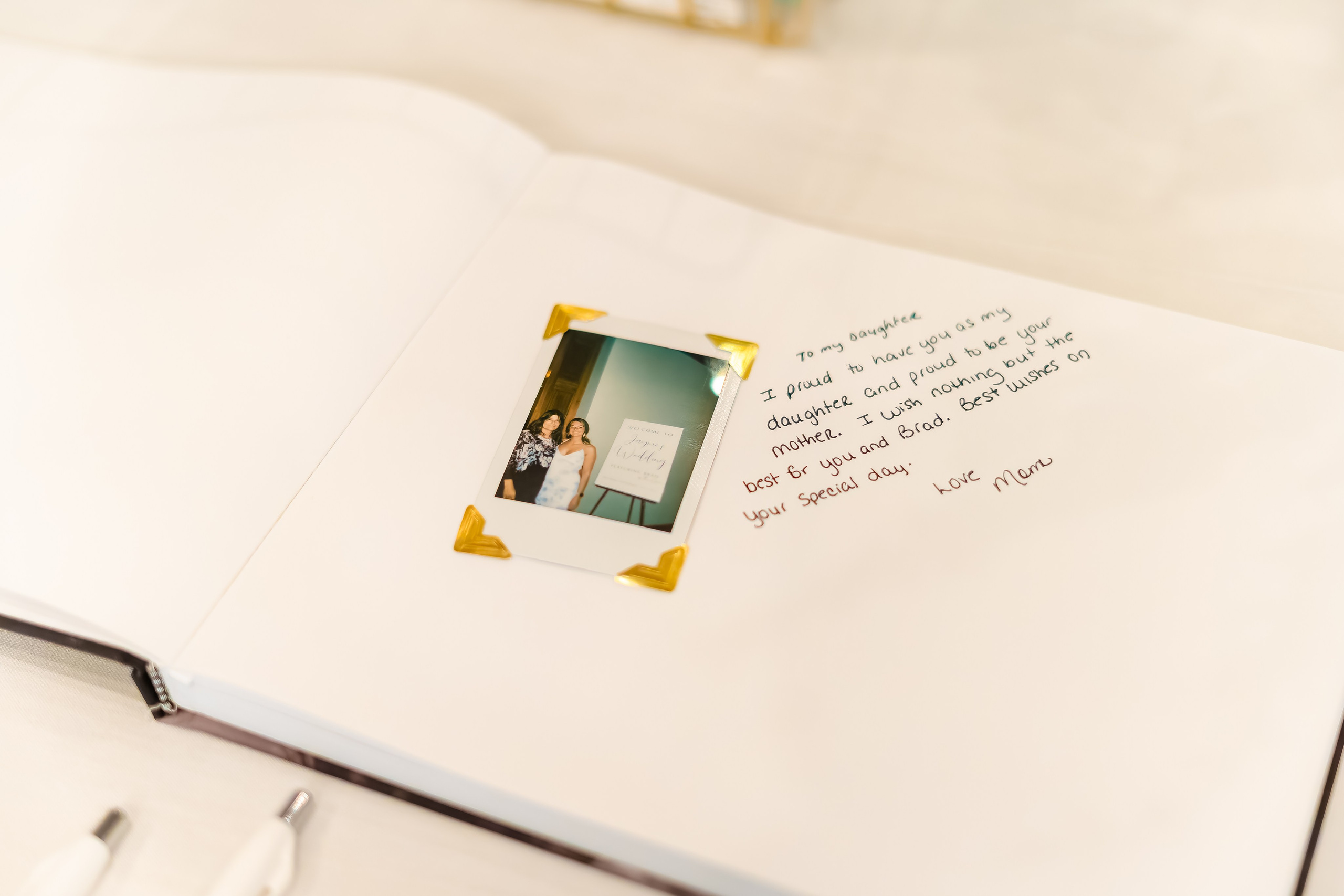 Jayme + Brad. Alexandria Danielle Photography | Fort Wayne & Indianapolis Wedding Photographer