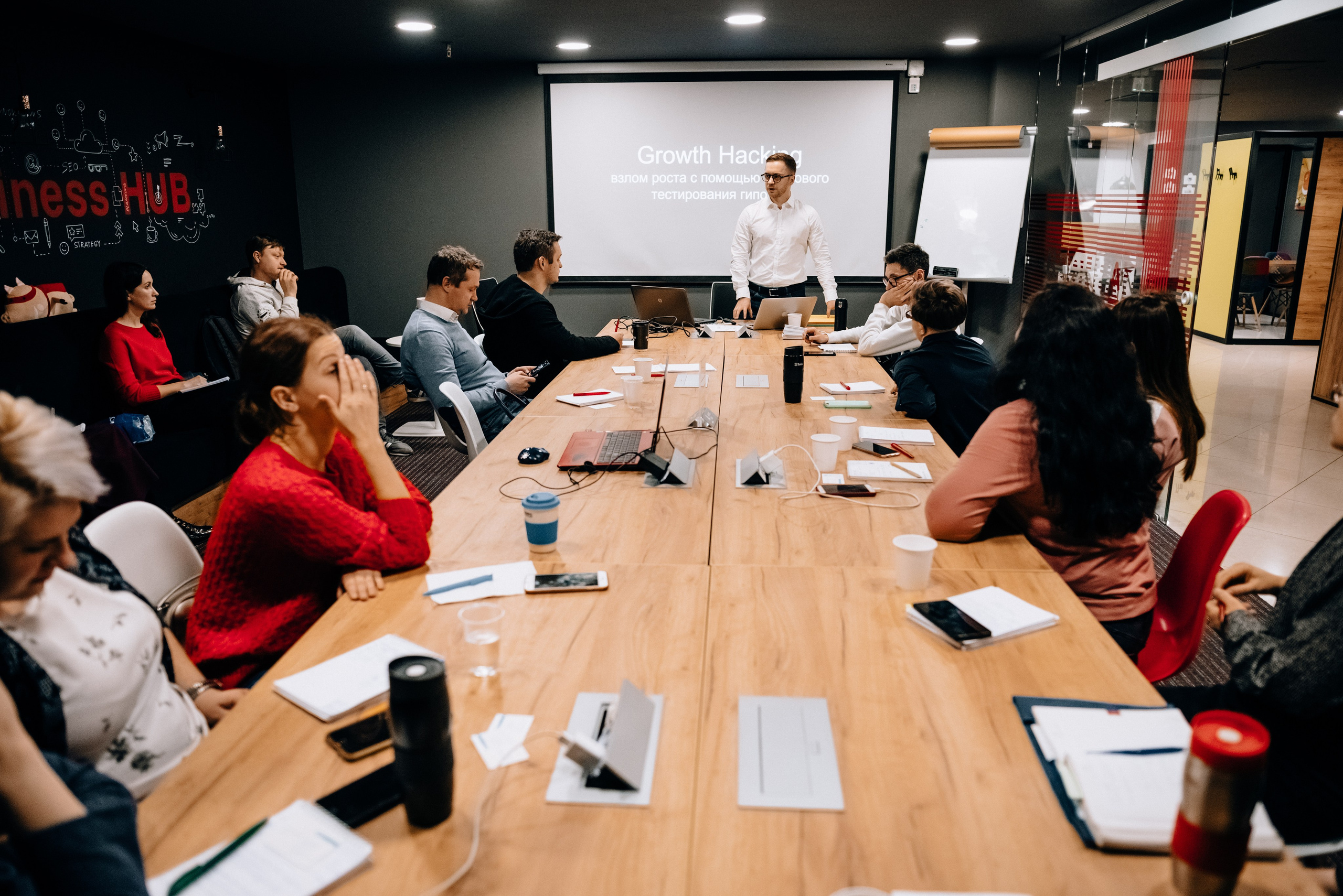 Business lecture. Destination Wedding photographer Italy, France, Germany, Spain, Poland Oleg Zaicev